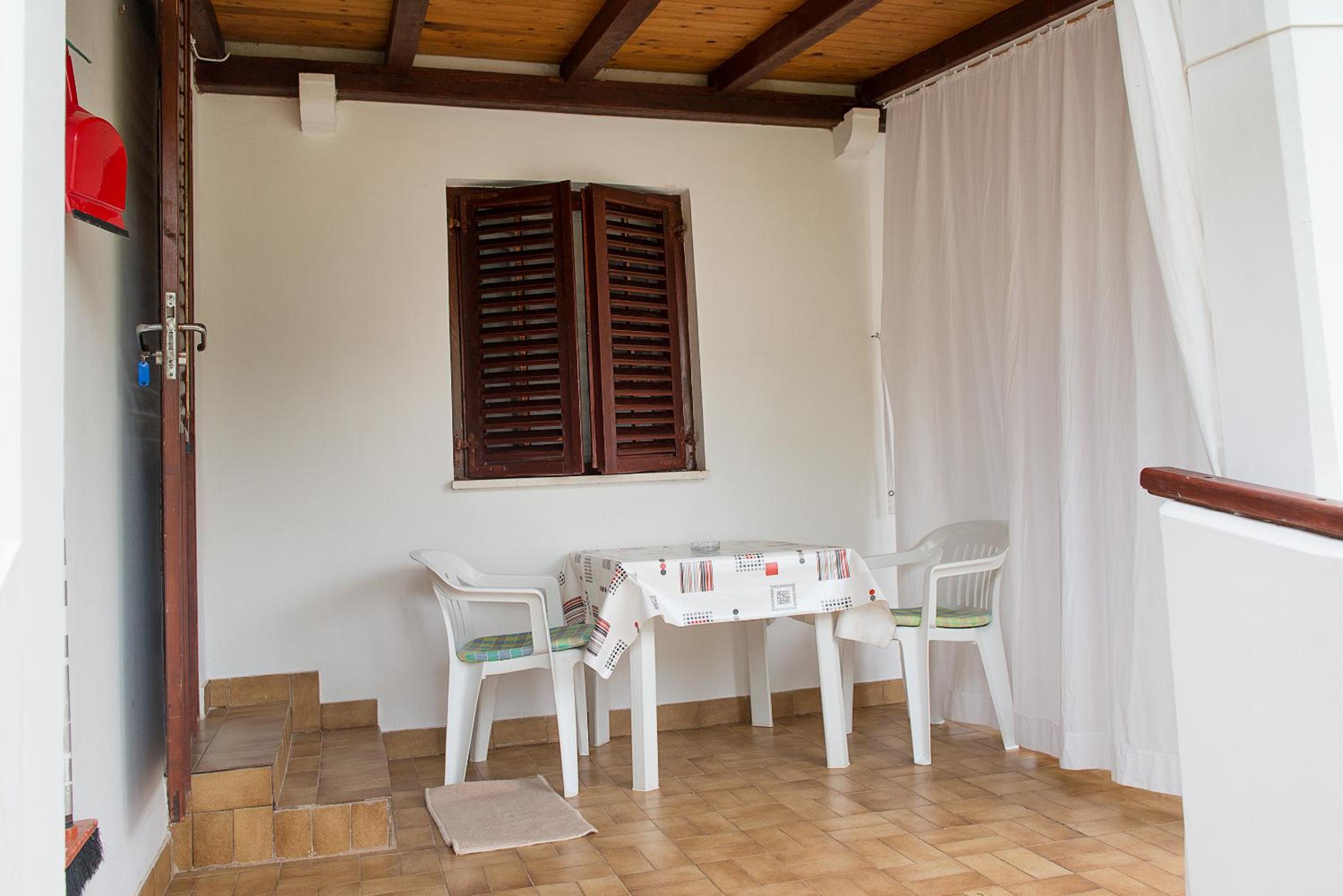 Apartments Lovor