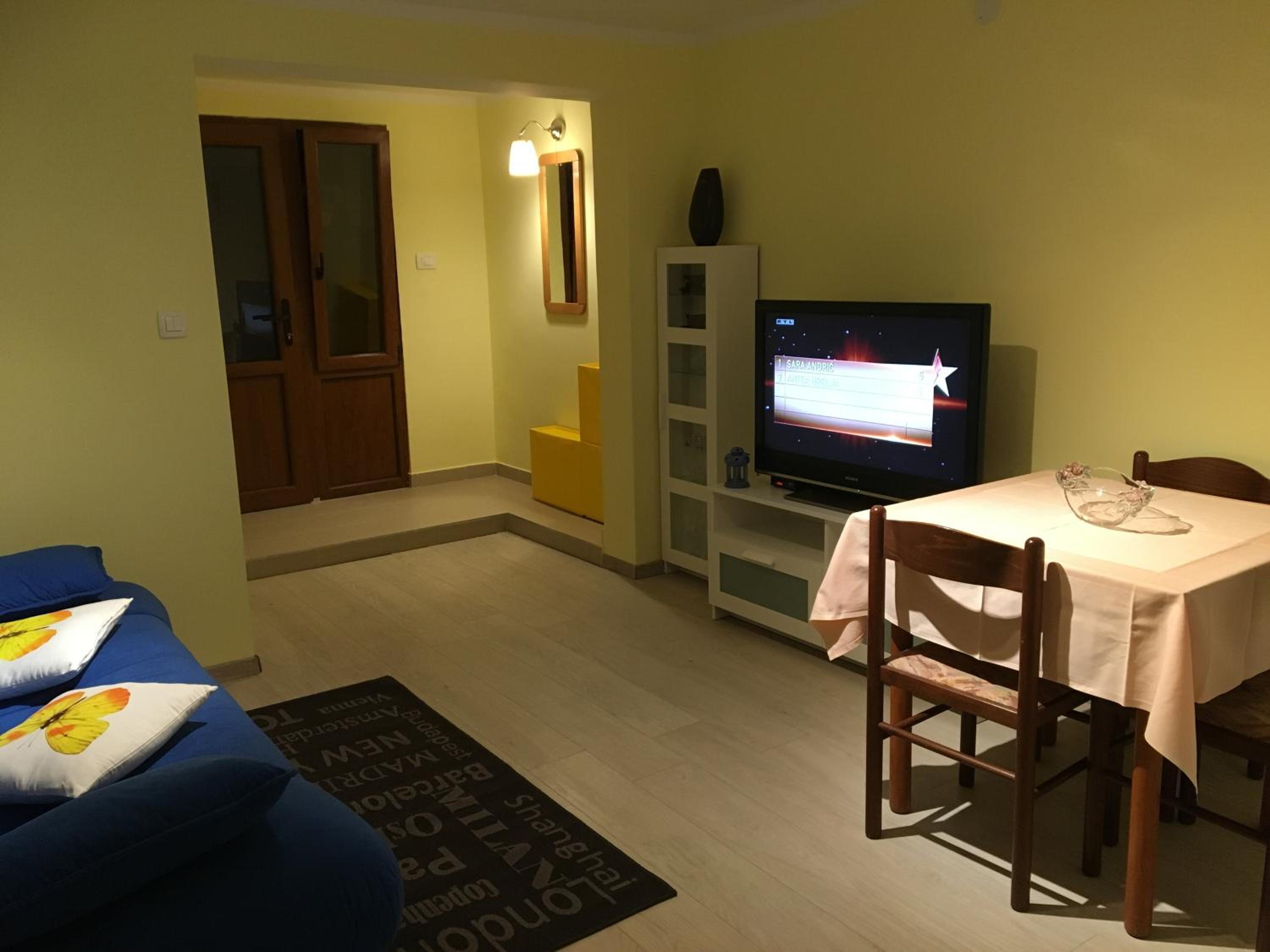 Apartment Branka view 3