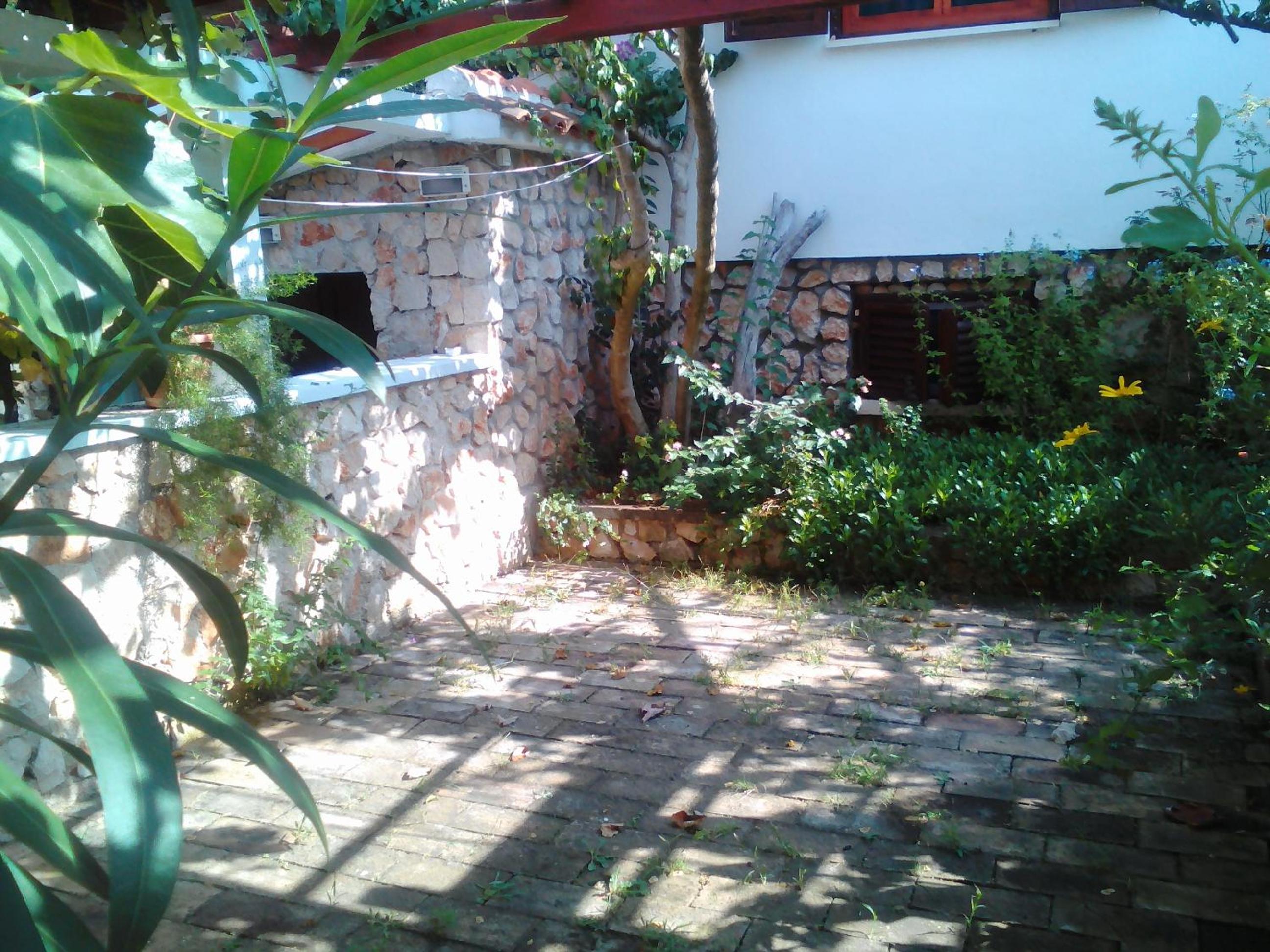 Apartments Lovor