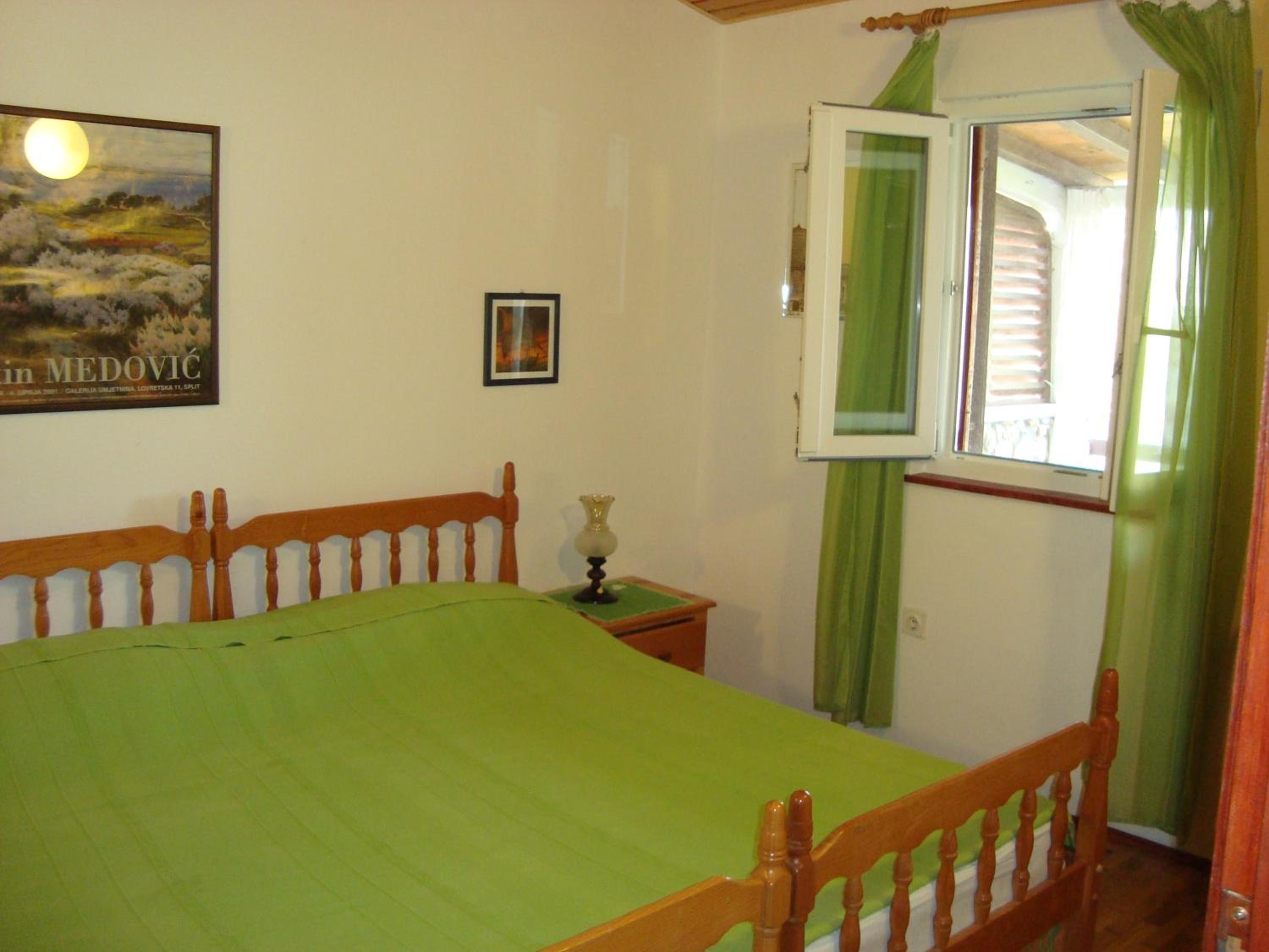 Apartments Lovor