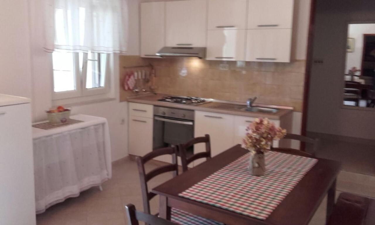 Apartments Lovor