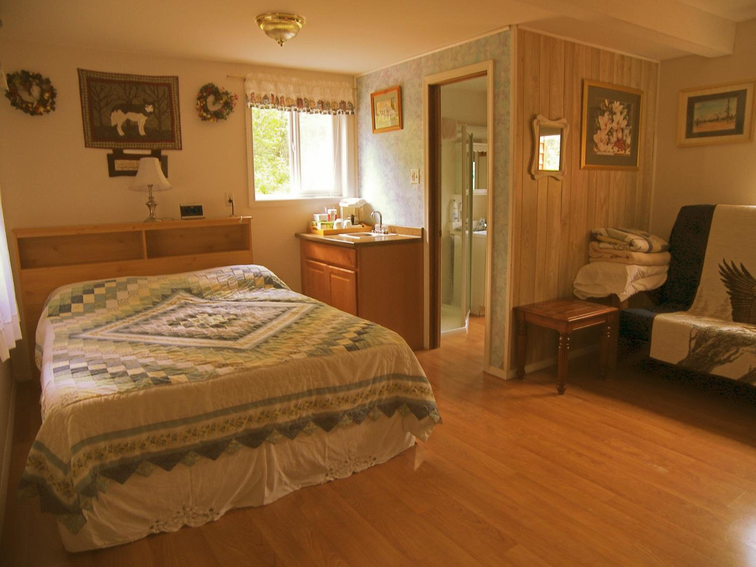 Grace and Bill's Freedom Hills B&B