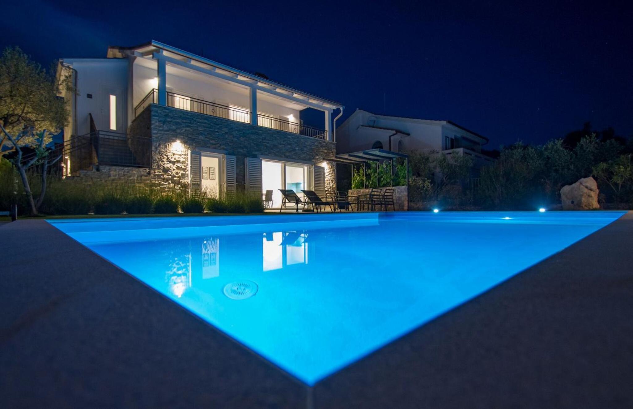 Salt & Sand Villa with a view view 4