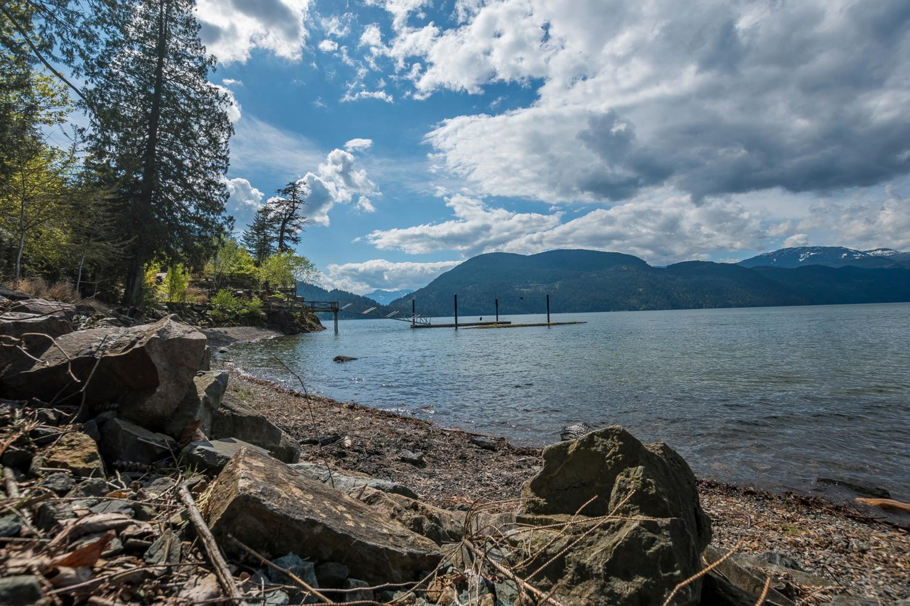 The Lodge on Harrison Lake