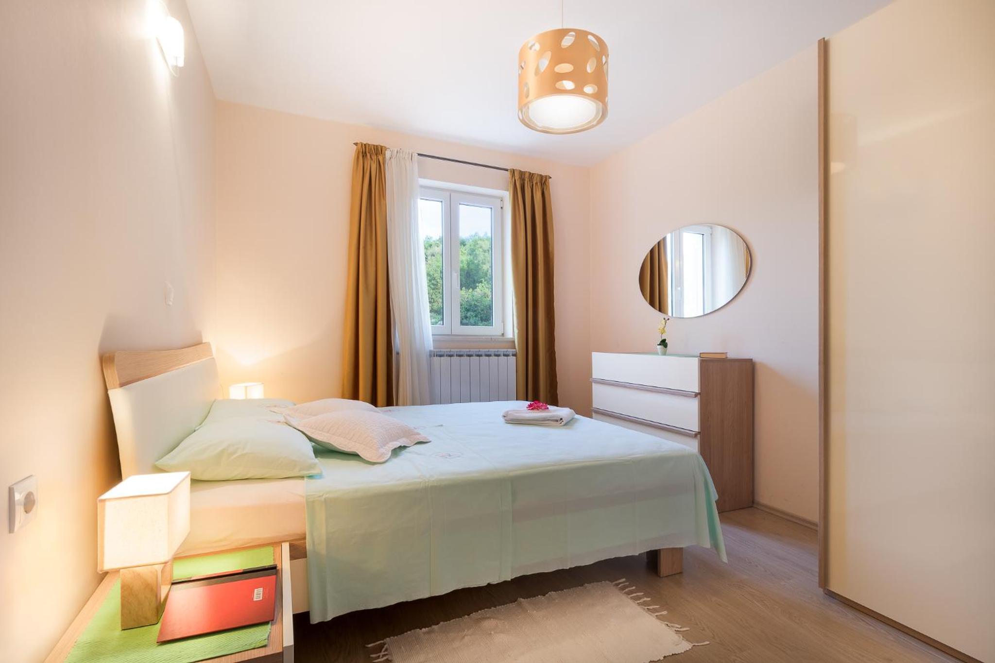 Apartment Pina - A Home Away From Home With A Private Jacuzzi view 4
