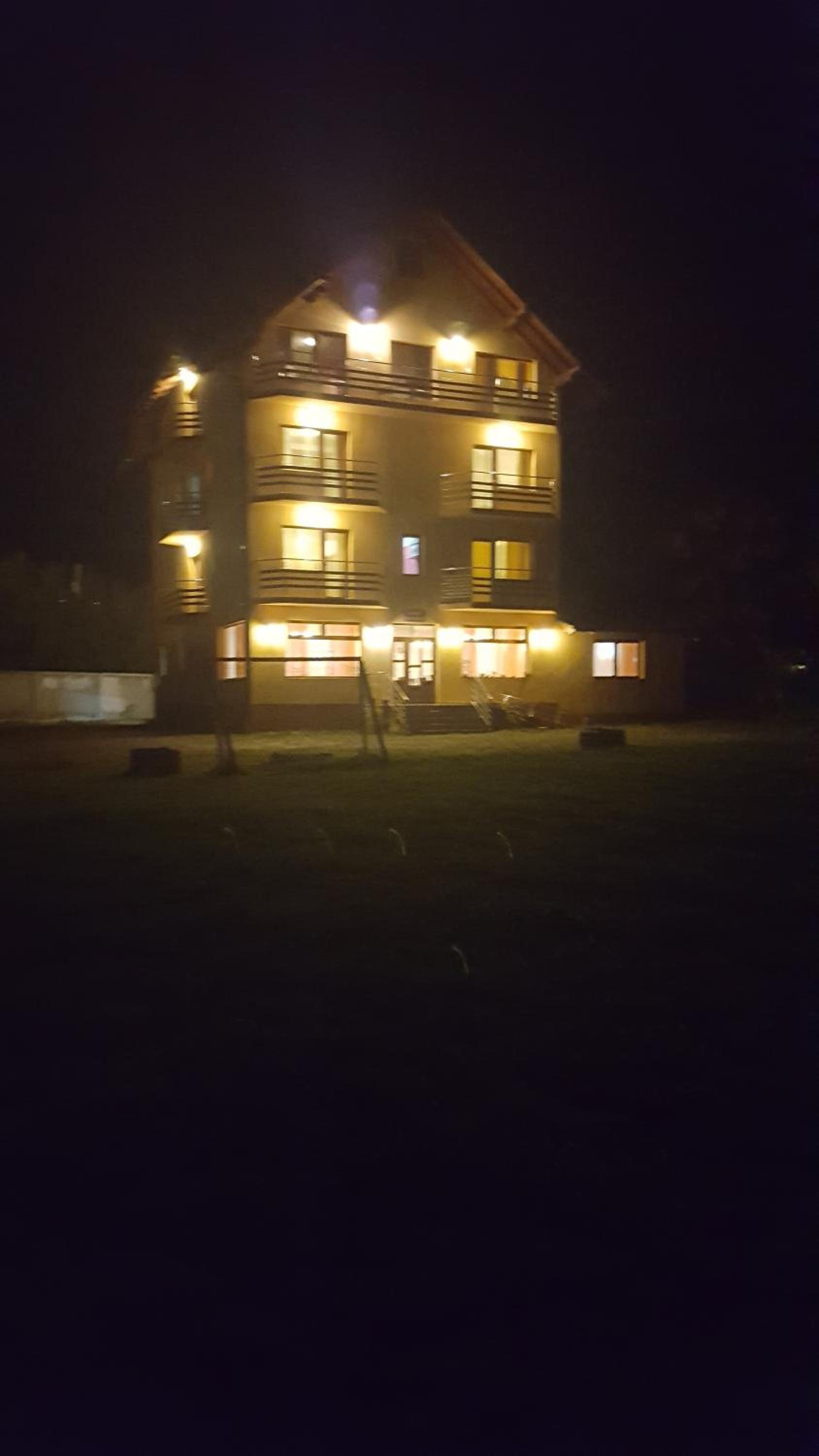 Photo 36