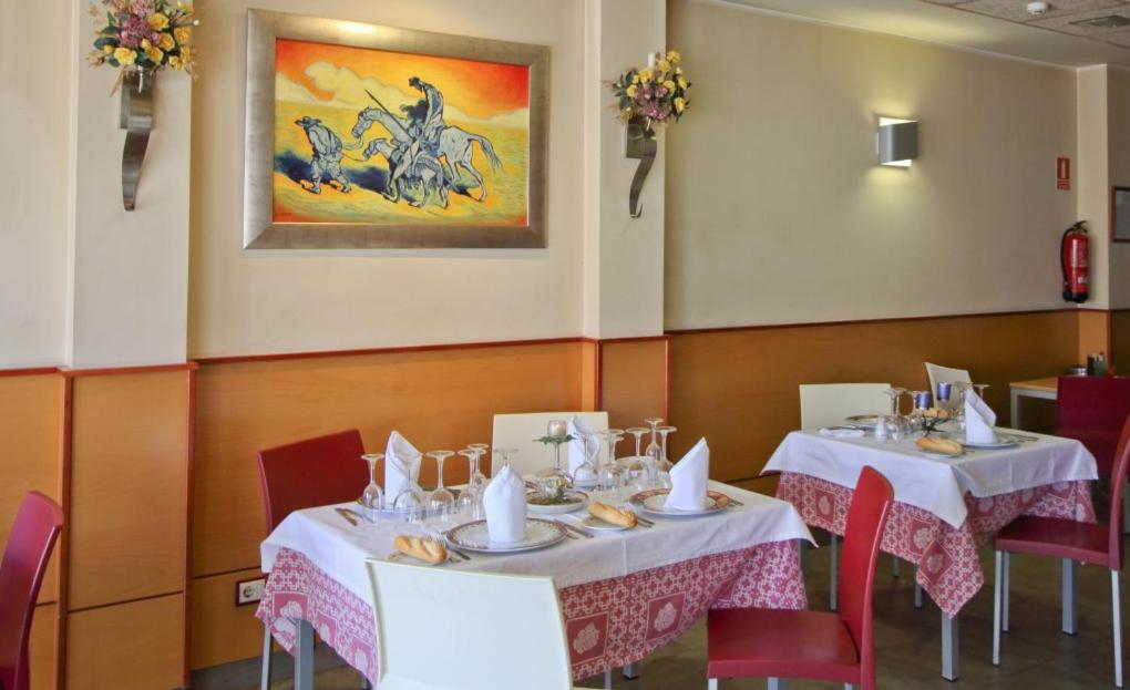 Hostal Restaurante Taracena view 4