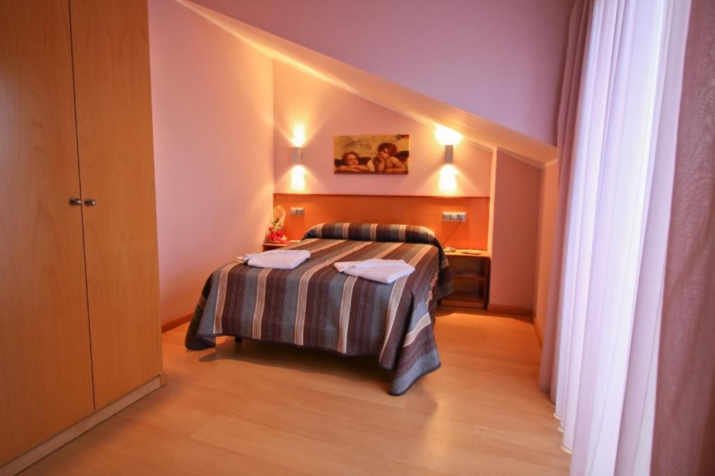 Hostal Restaurante Taracena view 2