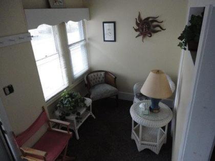 Sandpiper Beachfront Motel