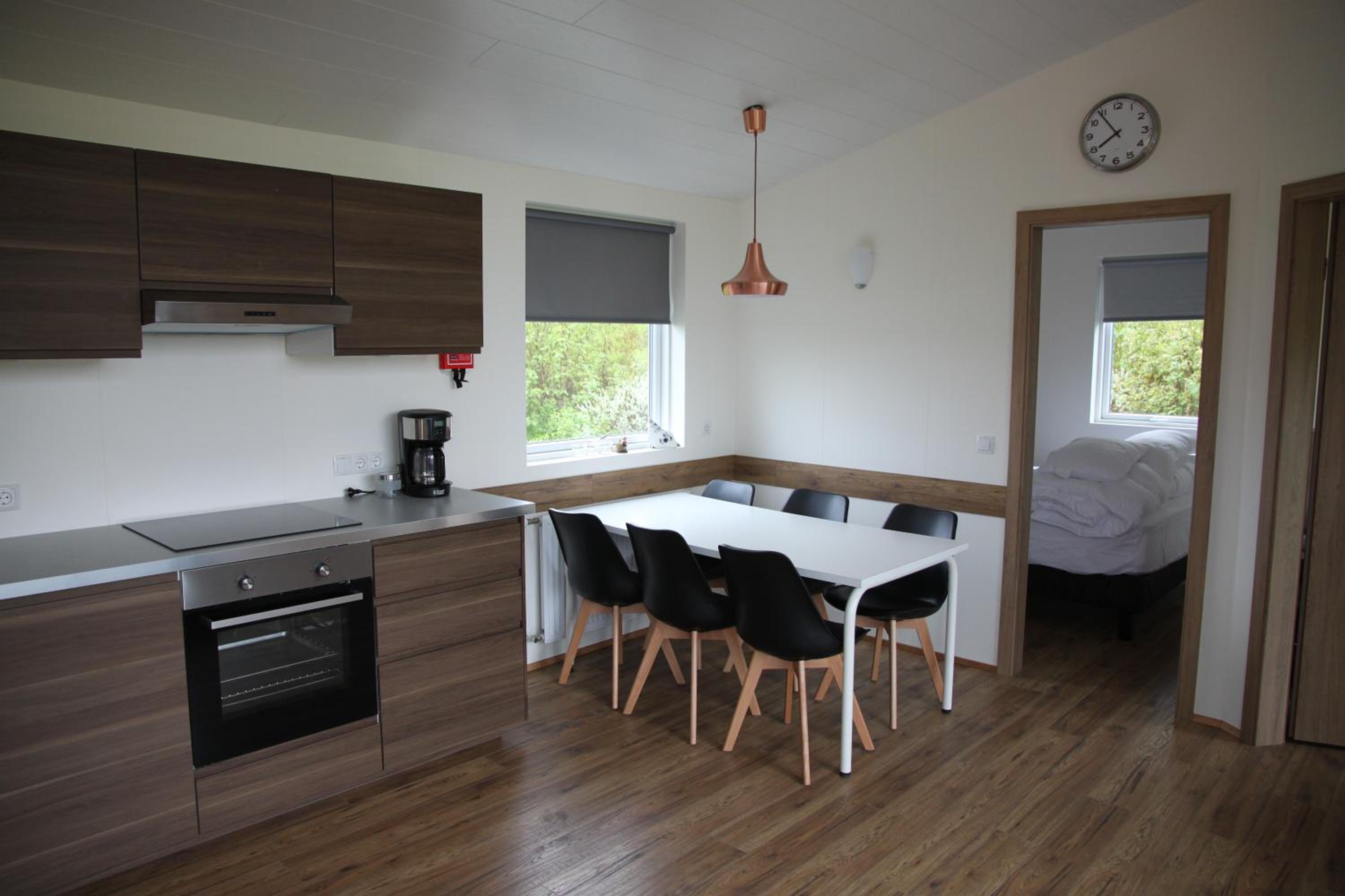 Kjarnagerdi Cottages view 3
