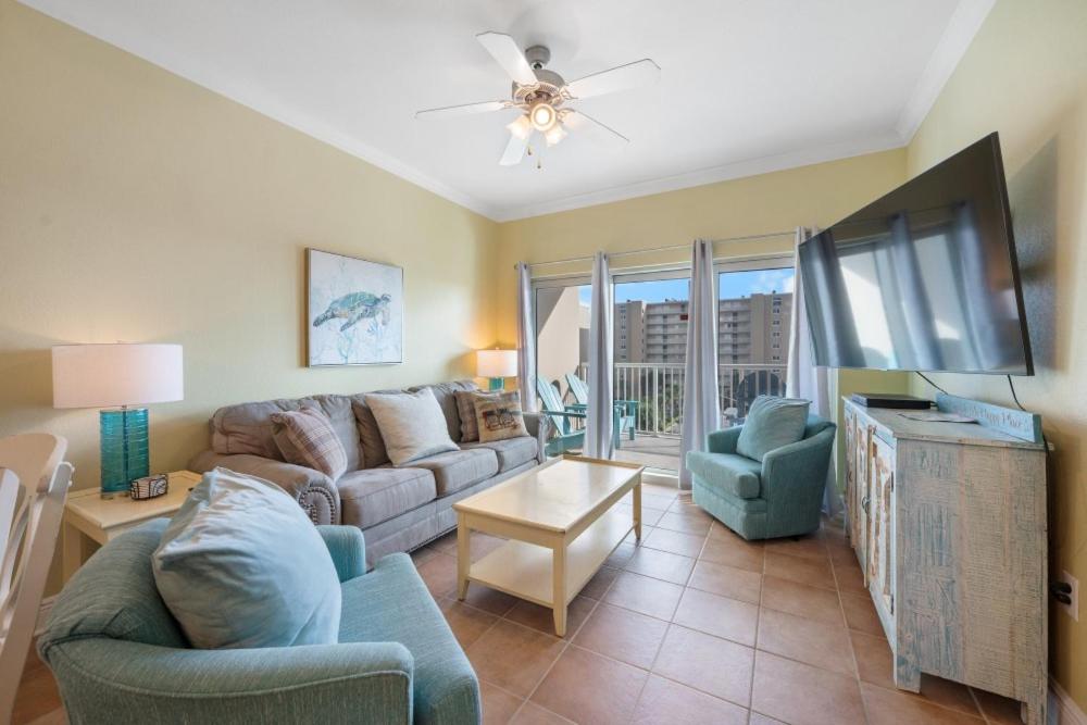 Crystal Tower 402 by Youngs Suncoast