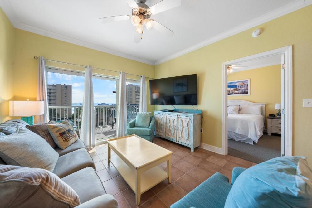 Crystal Tower 402 by Youngs Suncoast