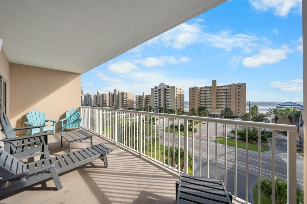 Crystal Tower 402 by Youngs Suncoast