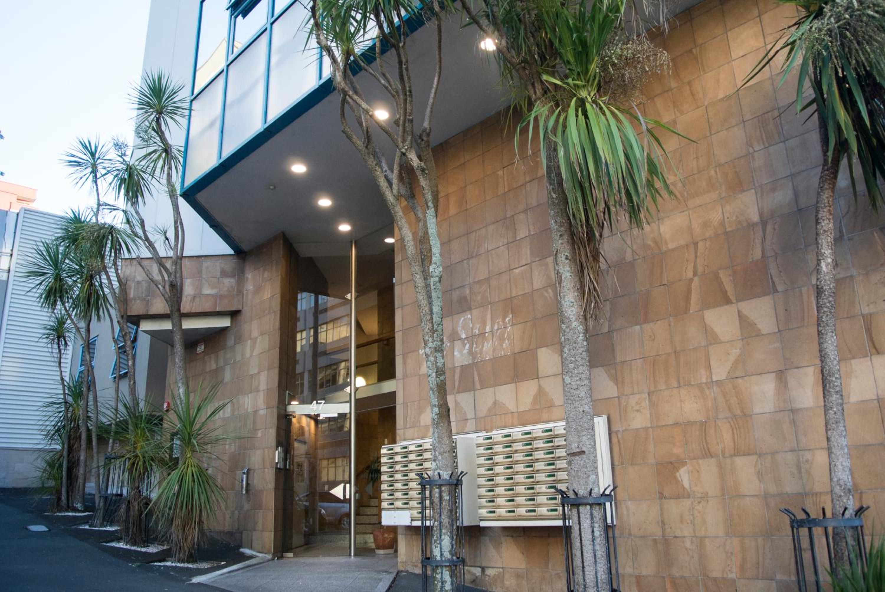 Snug Studio in the heart of the city view 3