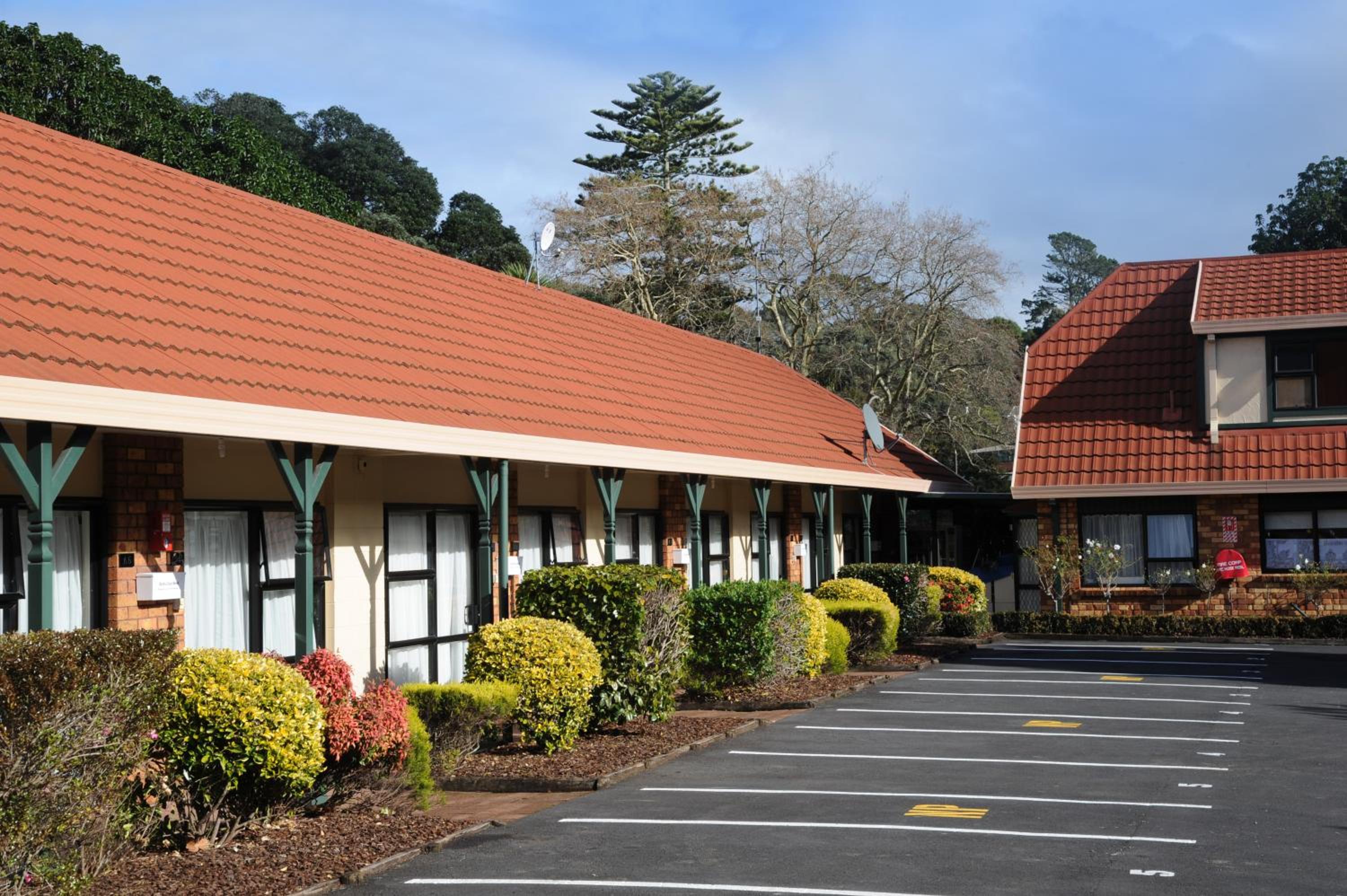 Tudor Court Motor Lodge - Image 3