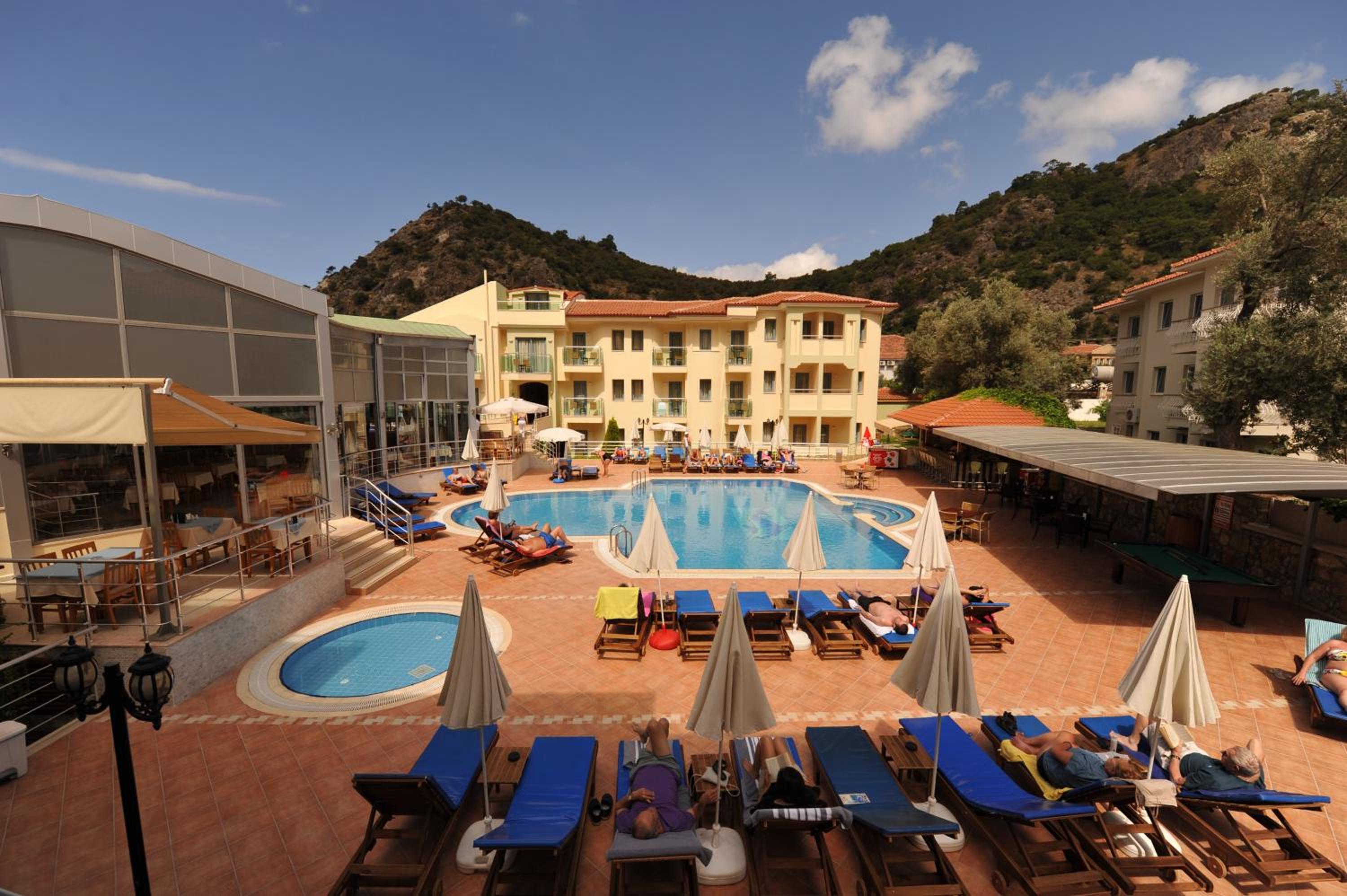 Belcehan Hotel