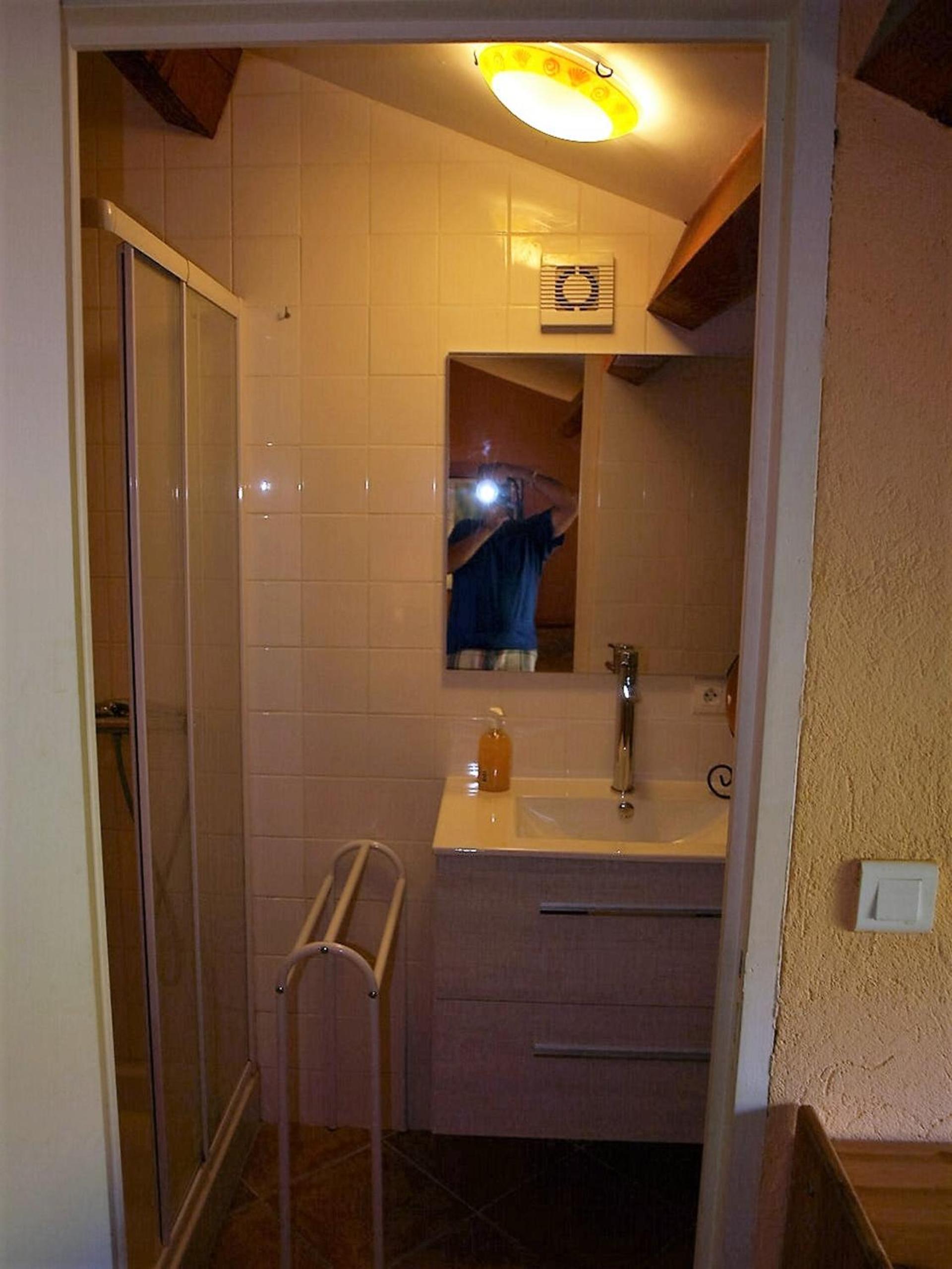 Photo 38