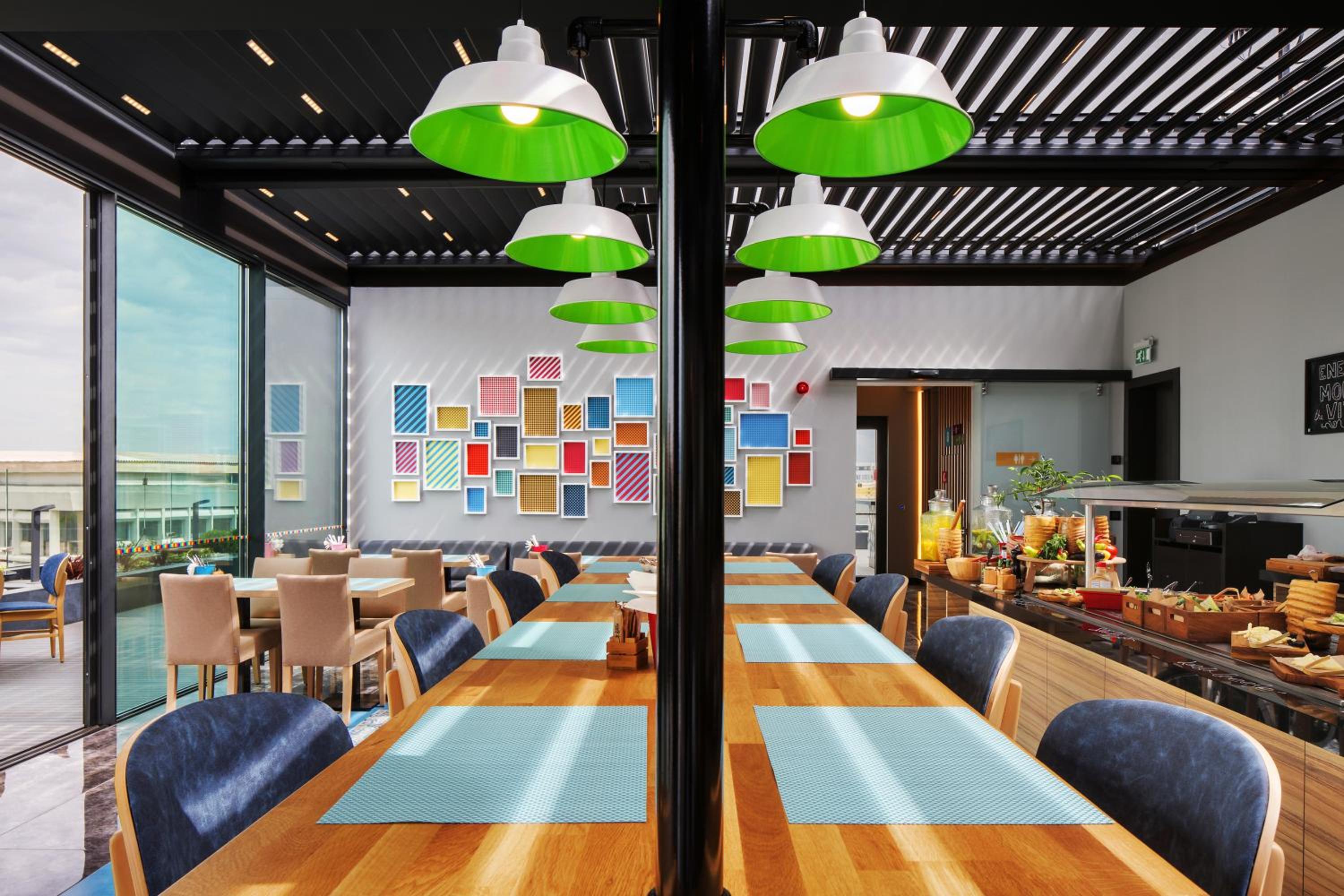 Park Inn by Radisson İzmir - Image 47