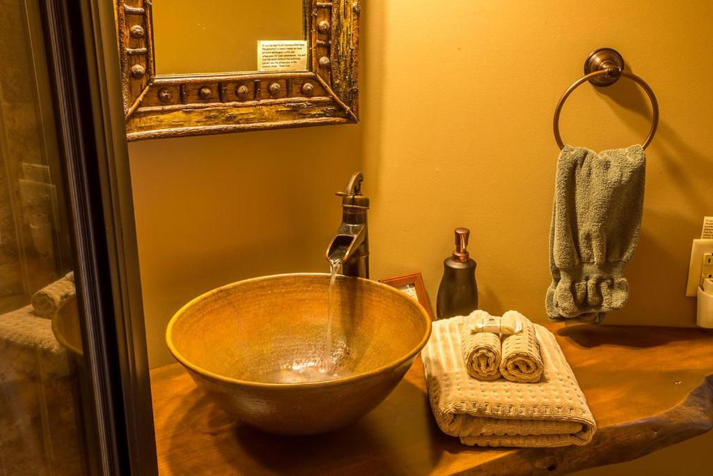 Snow Goose Bed and Breakfast view 5