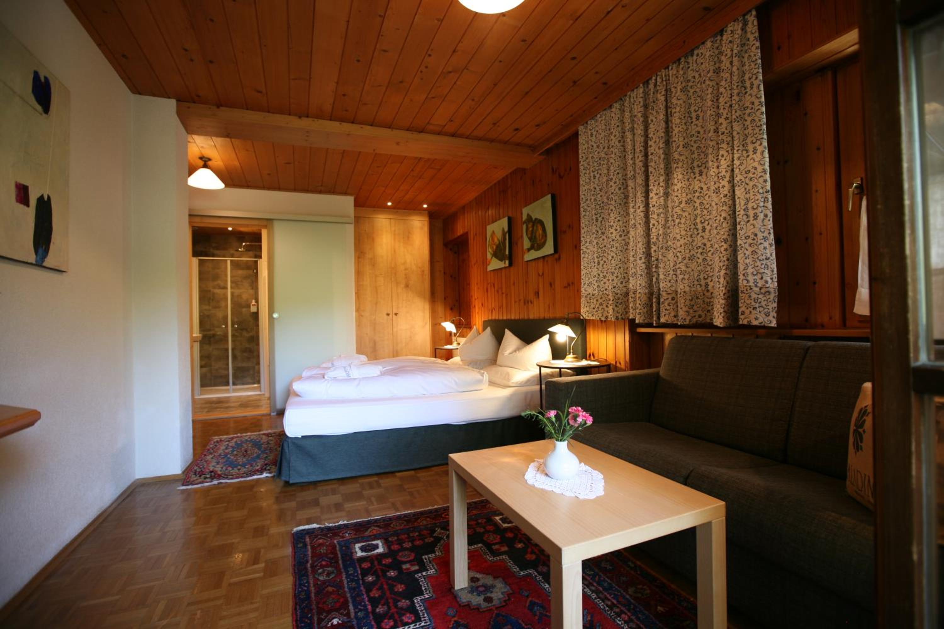 Aparthotel Saladina