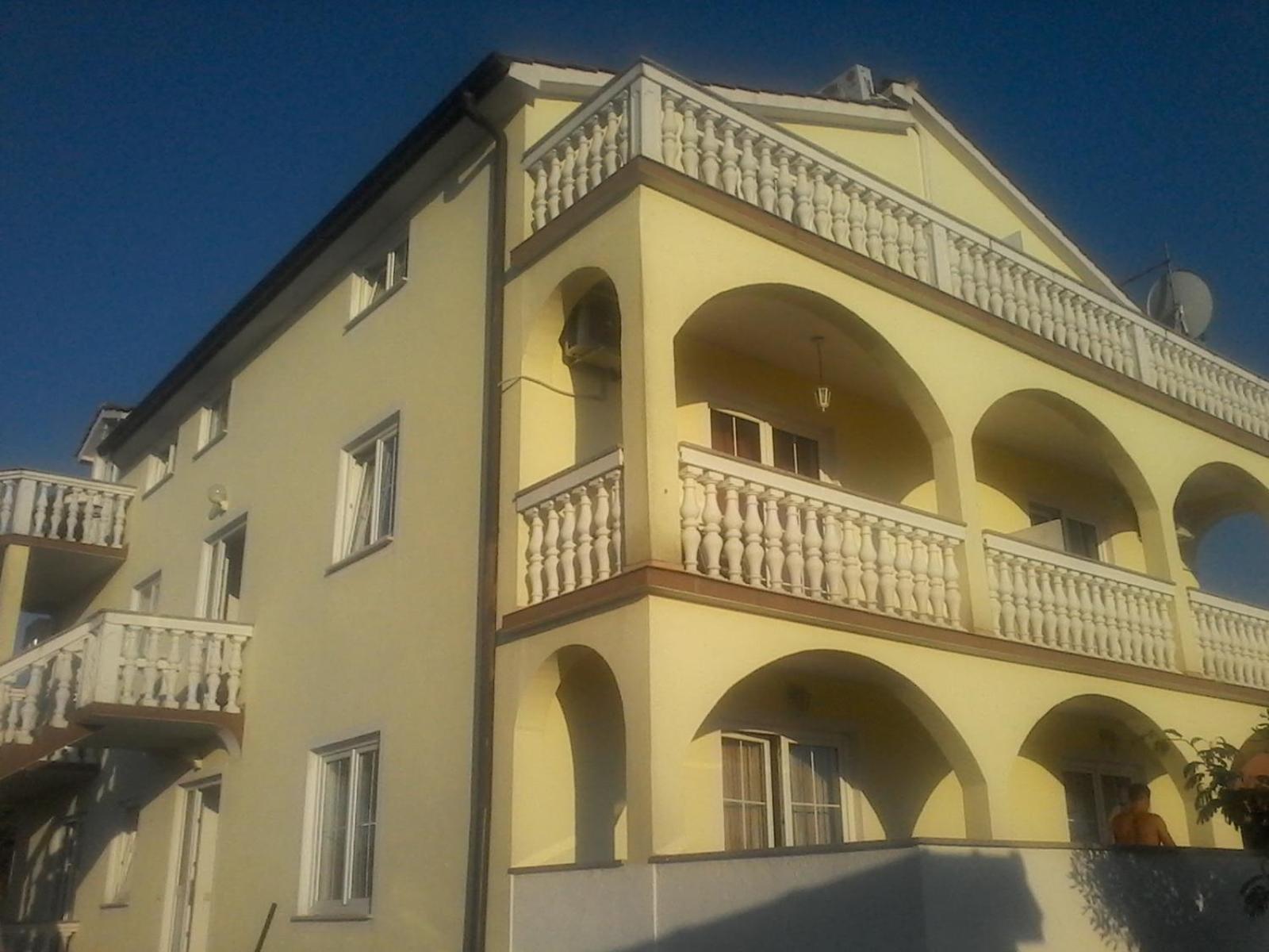 Photo 34