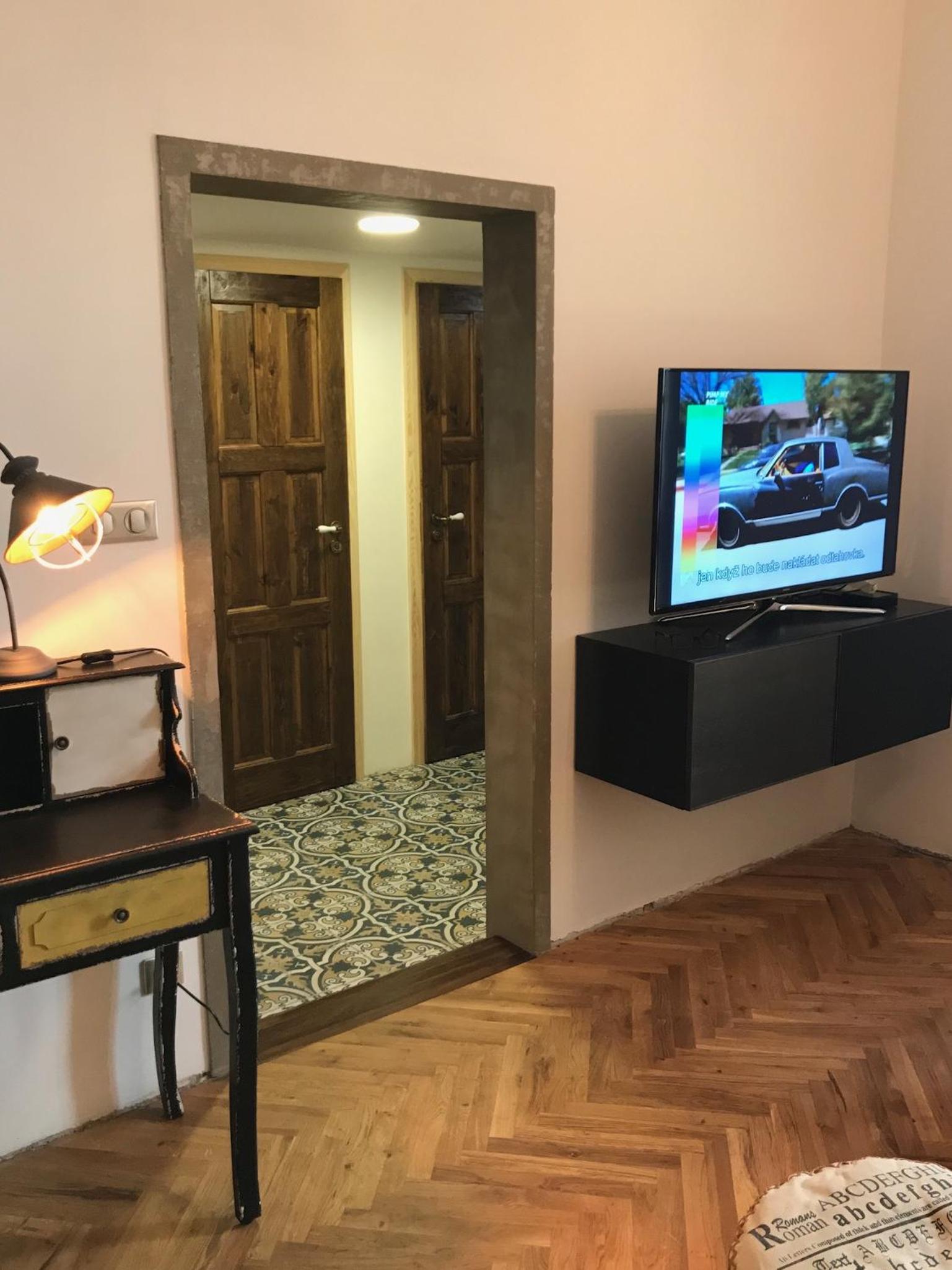 Pinkova Apartments