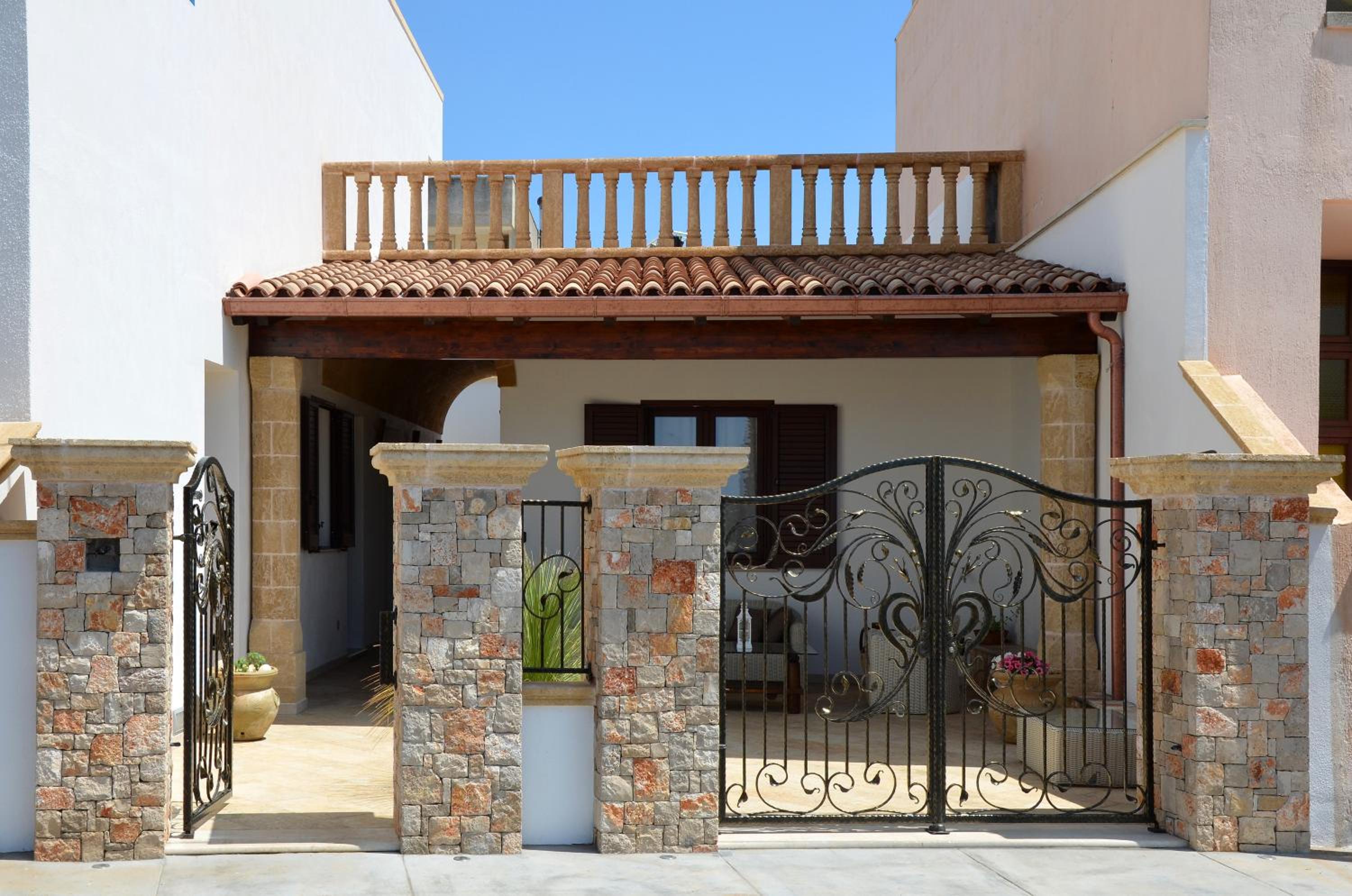 B&B Anemos