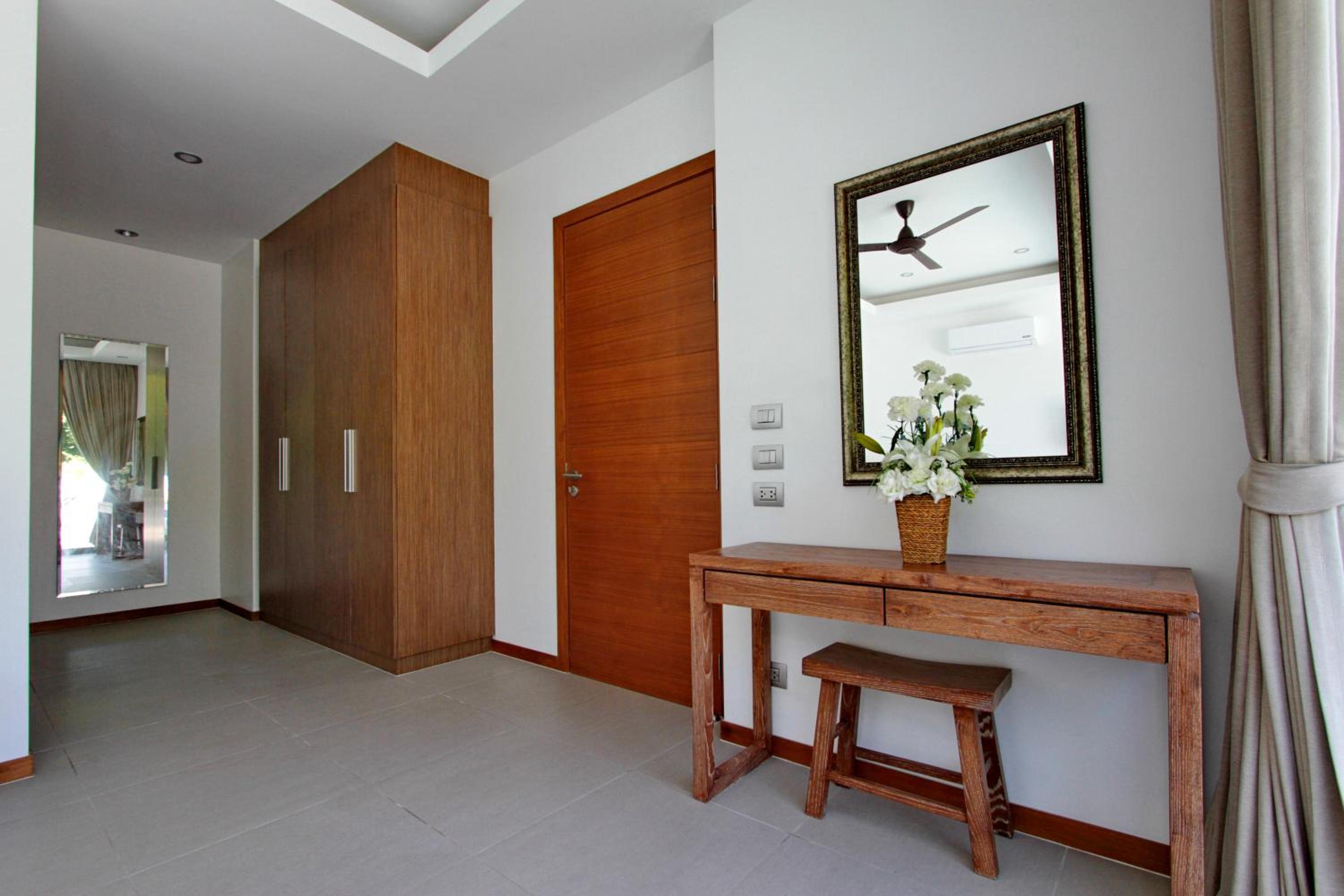 Ya Nui Beach Villas
