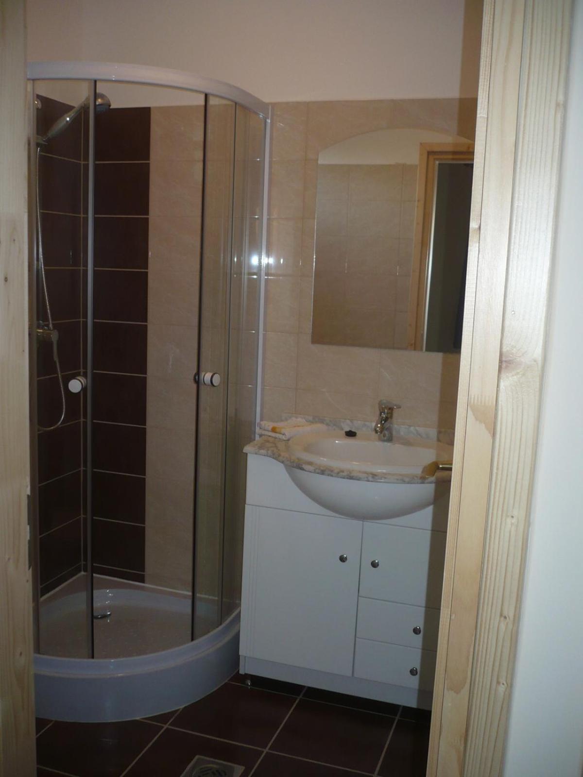 Eszter apartmanház
