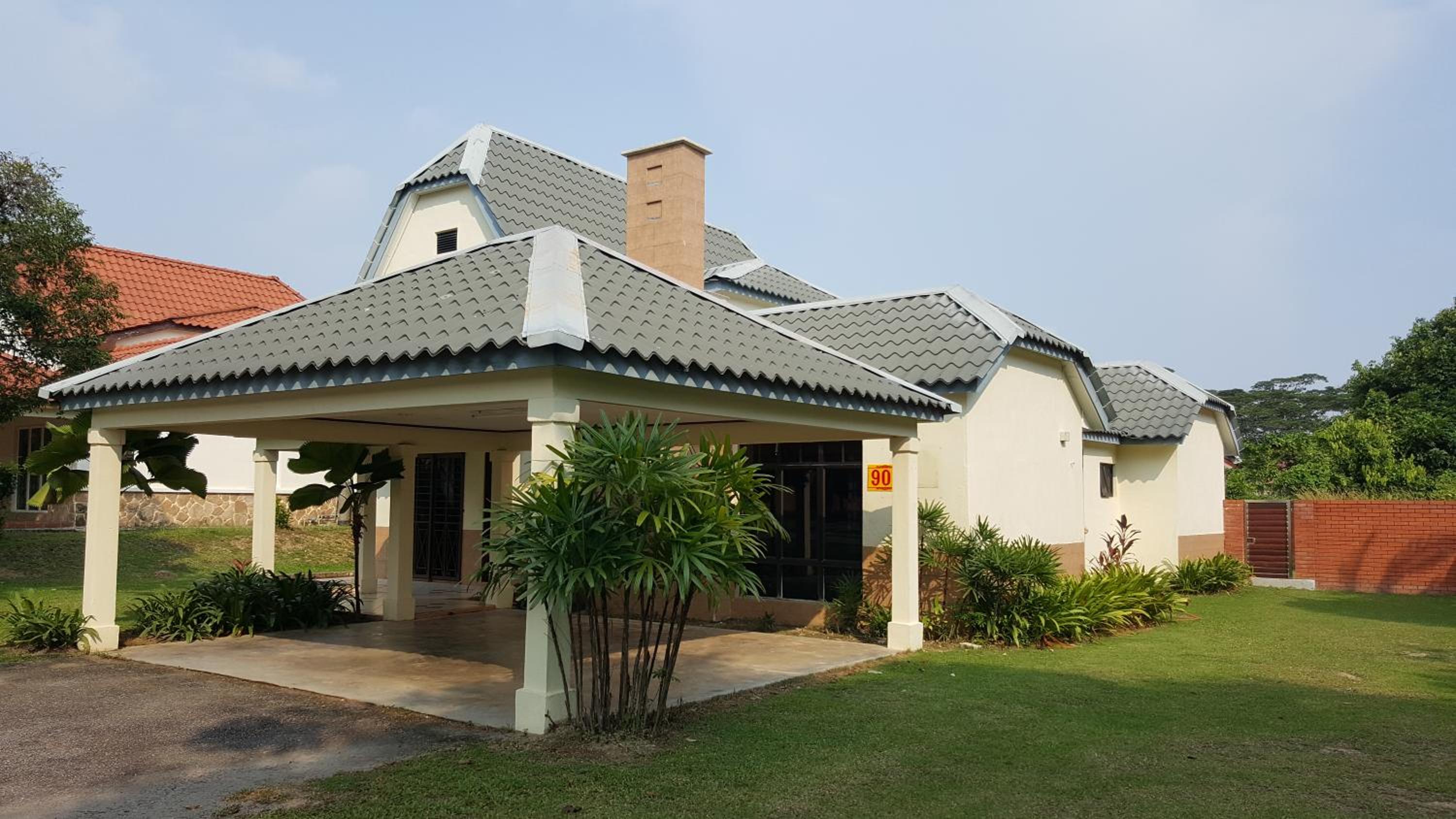 Villa with Private Swimming Pool photo 1