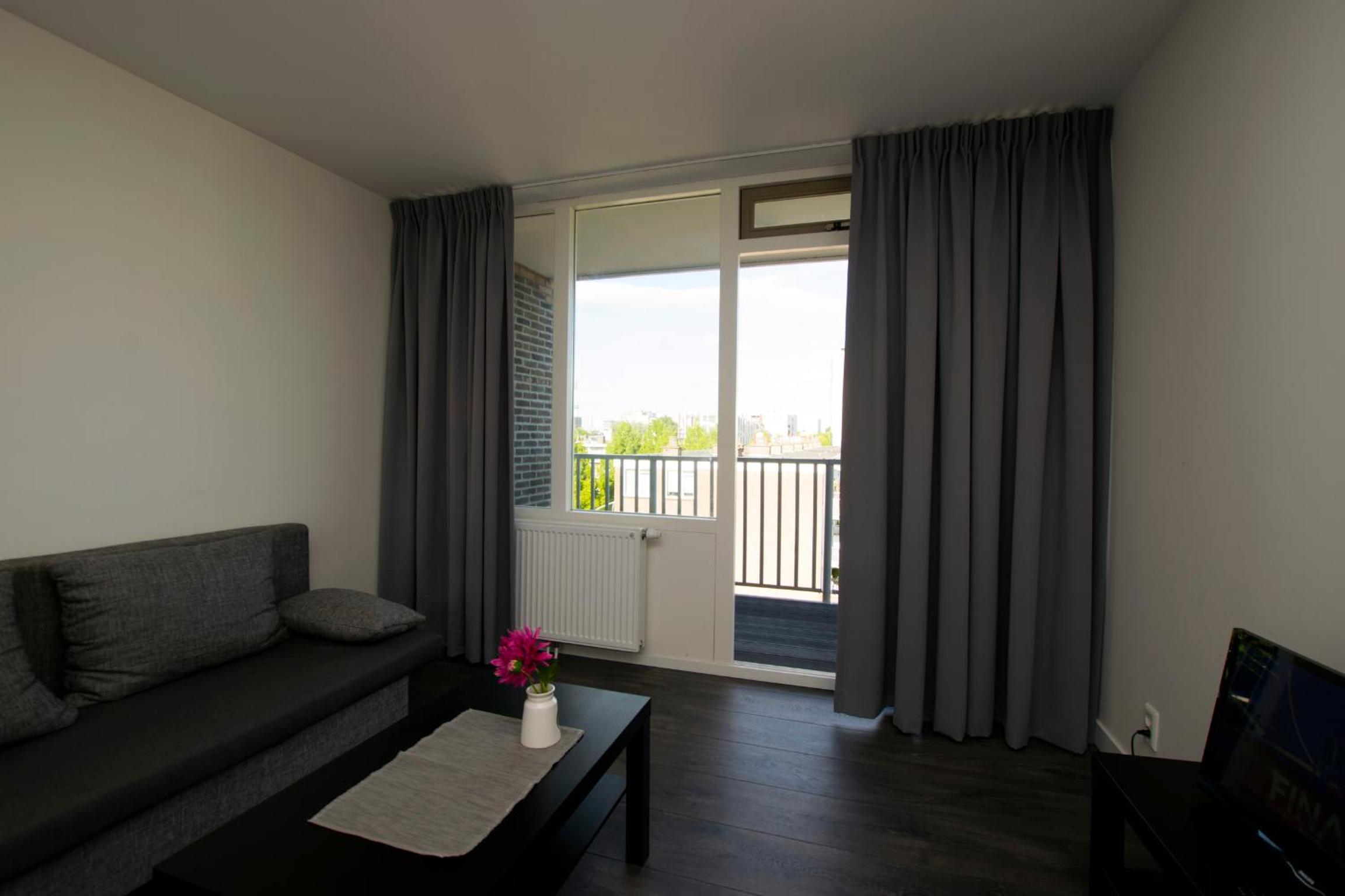 White Moon Apartment