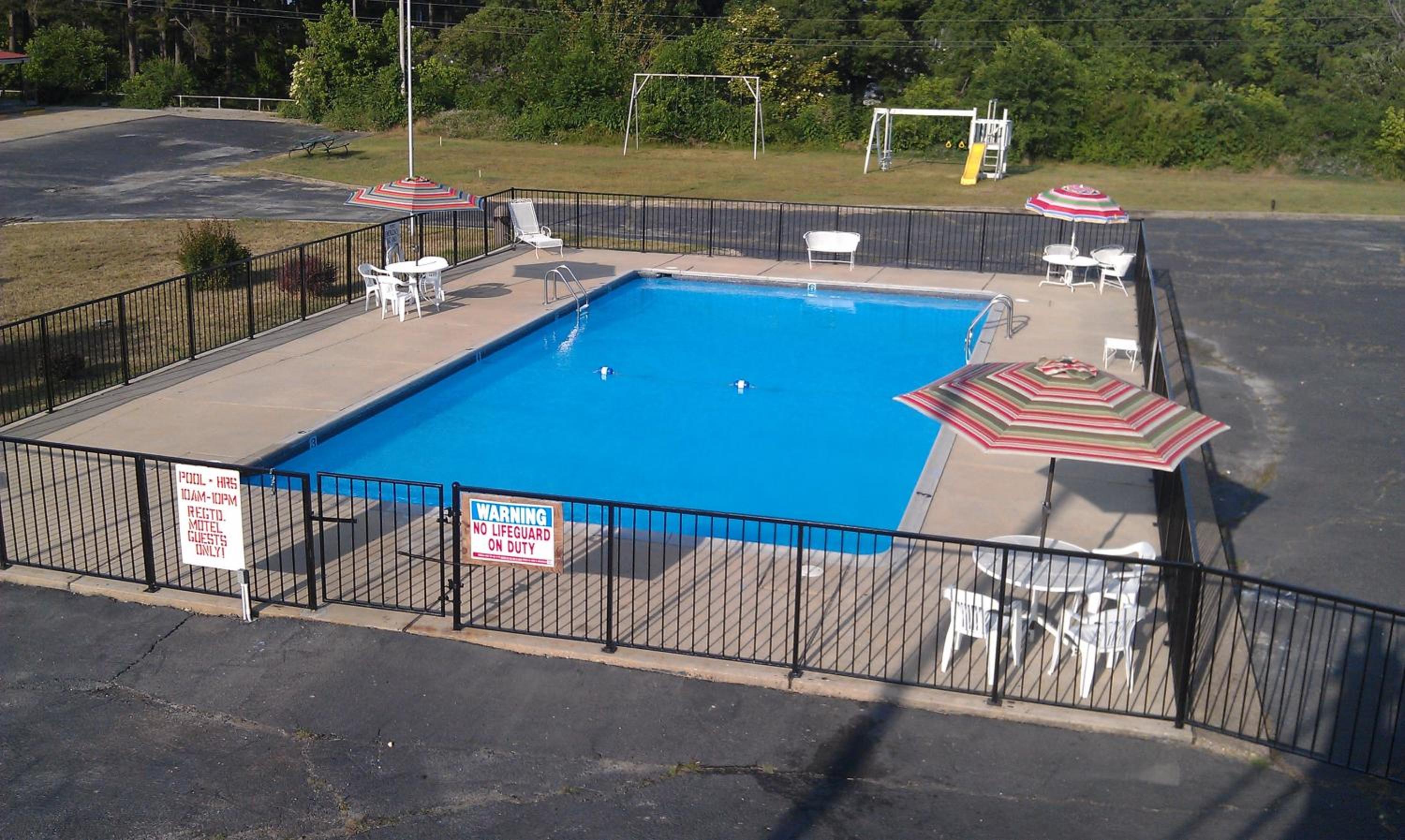 Family Budget Inn Harrison view 4