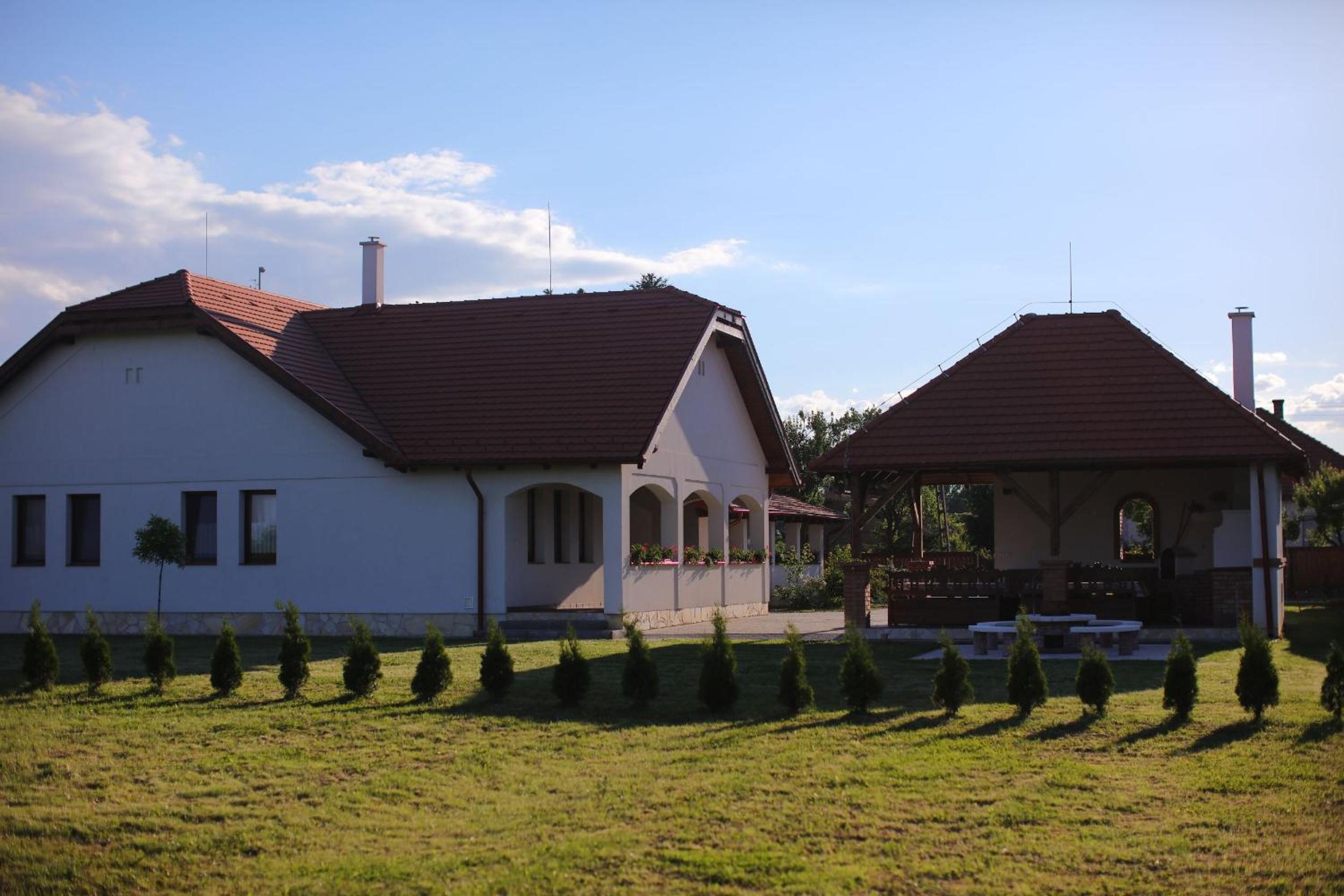 Photo 30