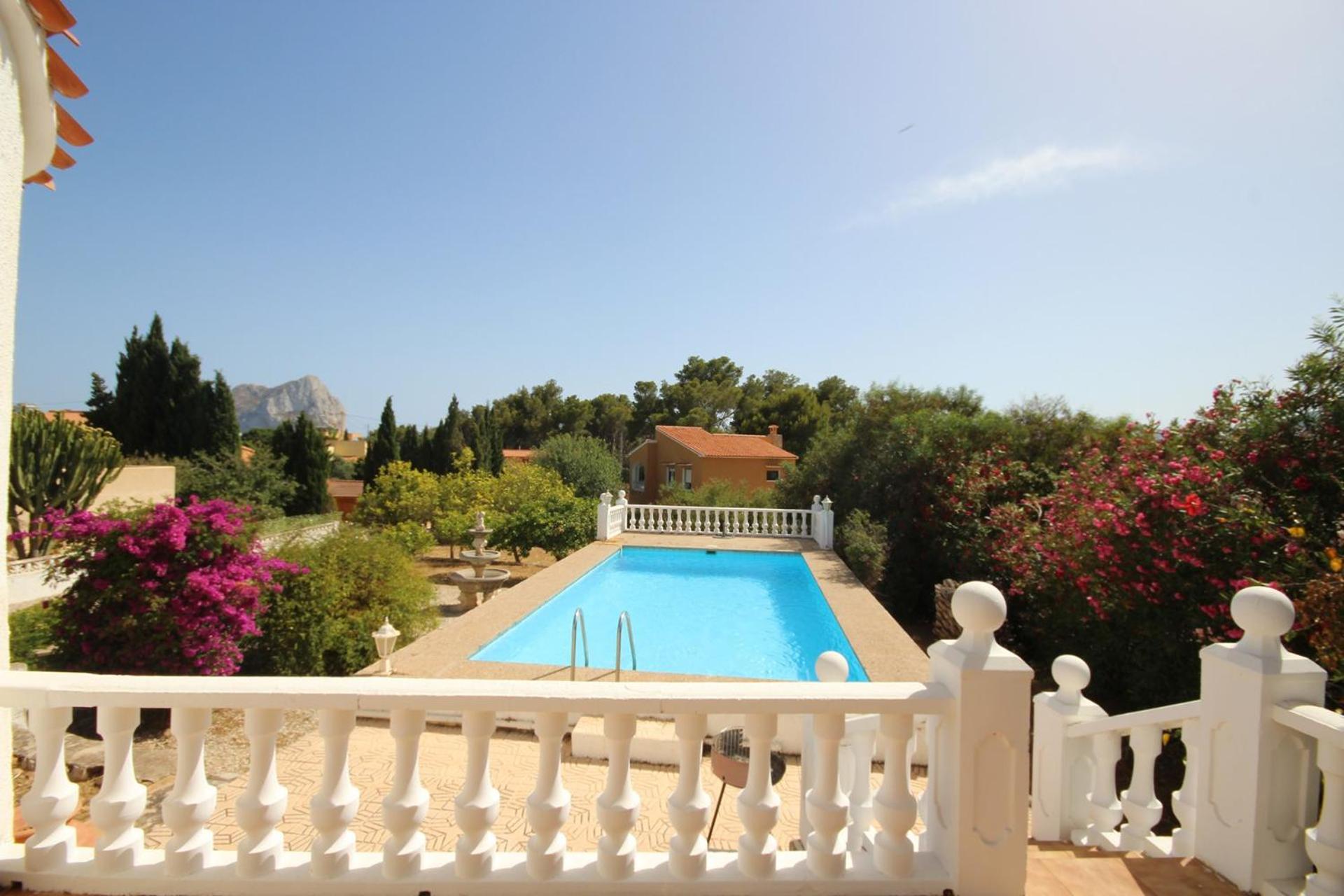 Villa Carrio 0407 view 5
