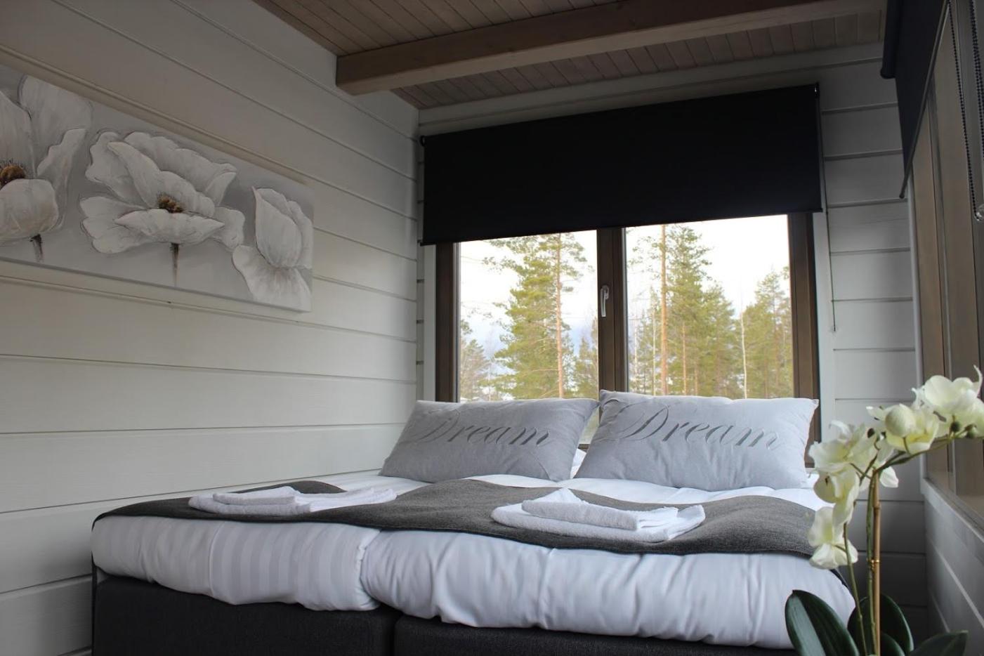Naava Chalets