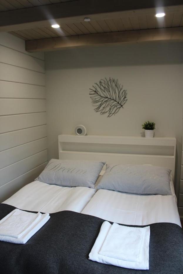 Naava Chalets
