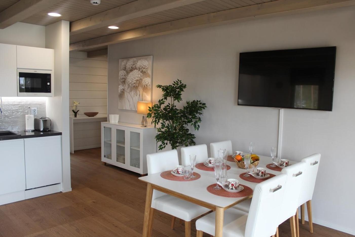 Naava Chalets