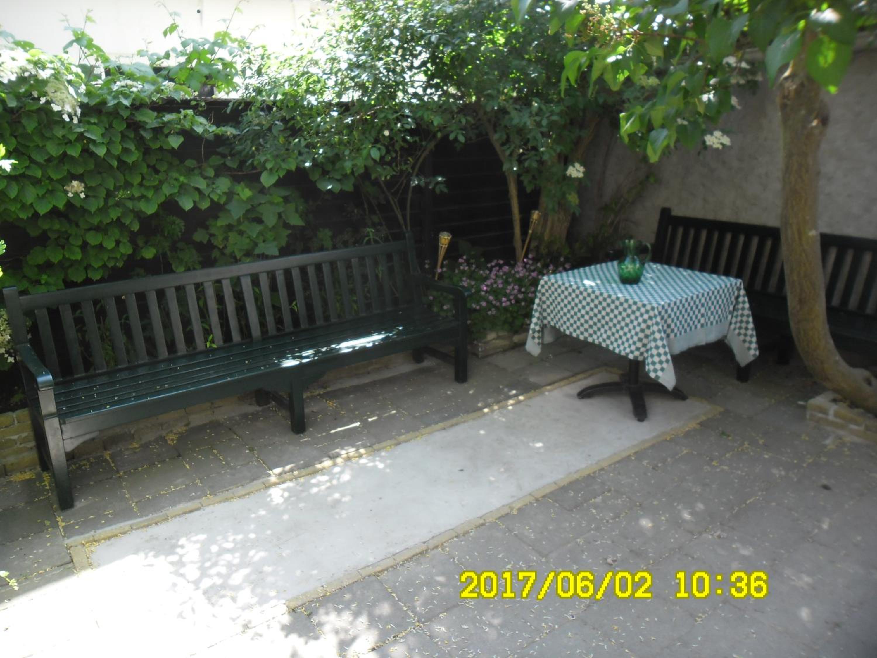 Photo 28