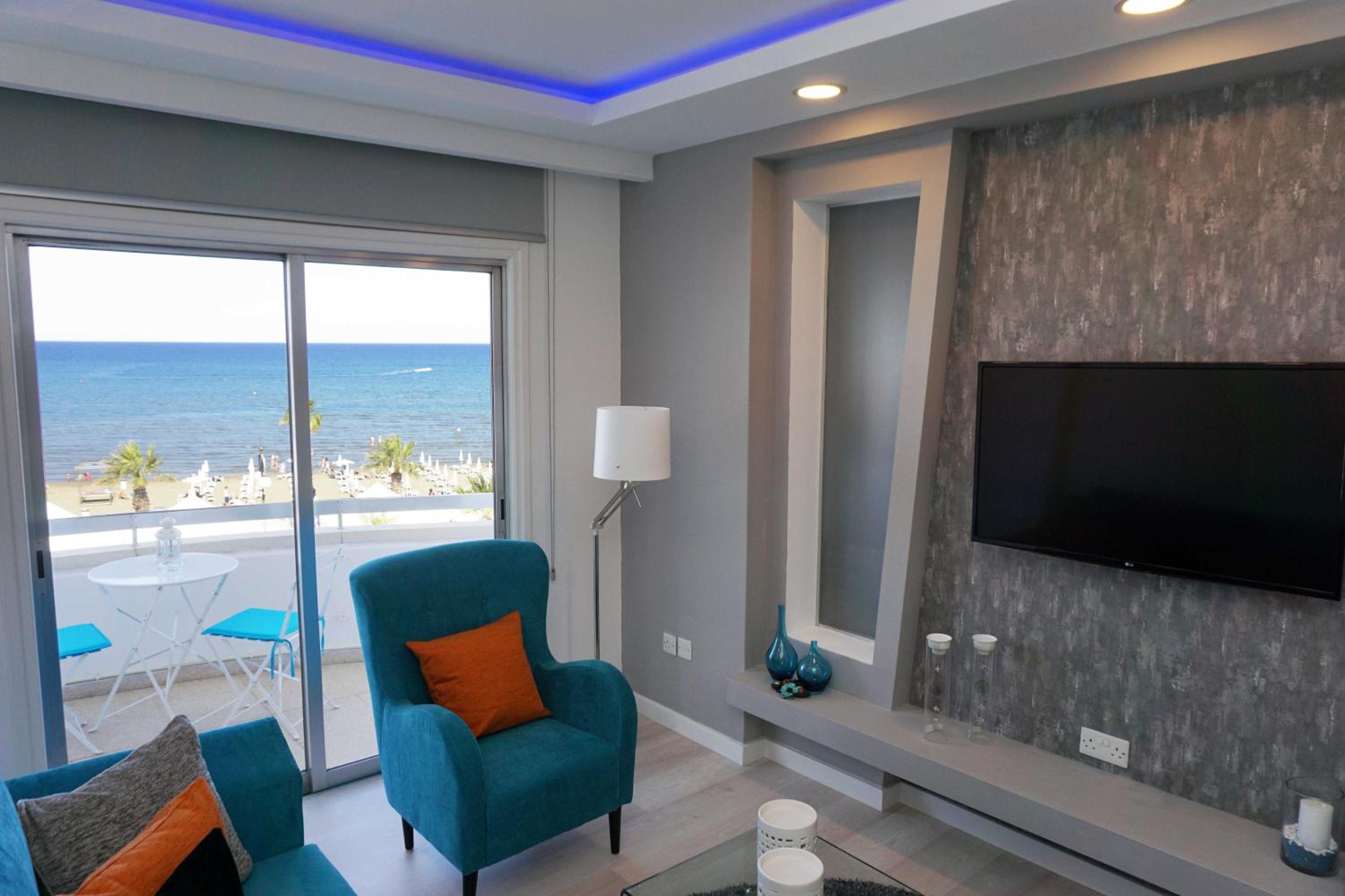 Lazuli Sea View Beachfront Ap 21 view 2