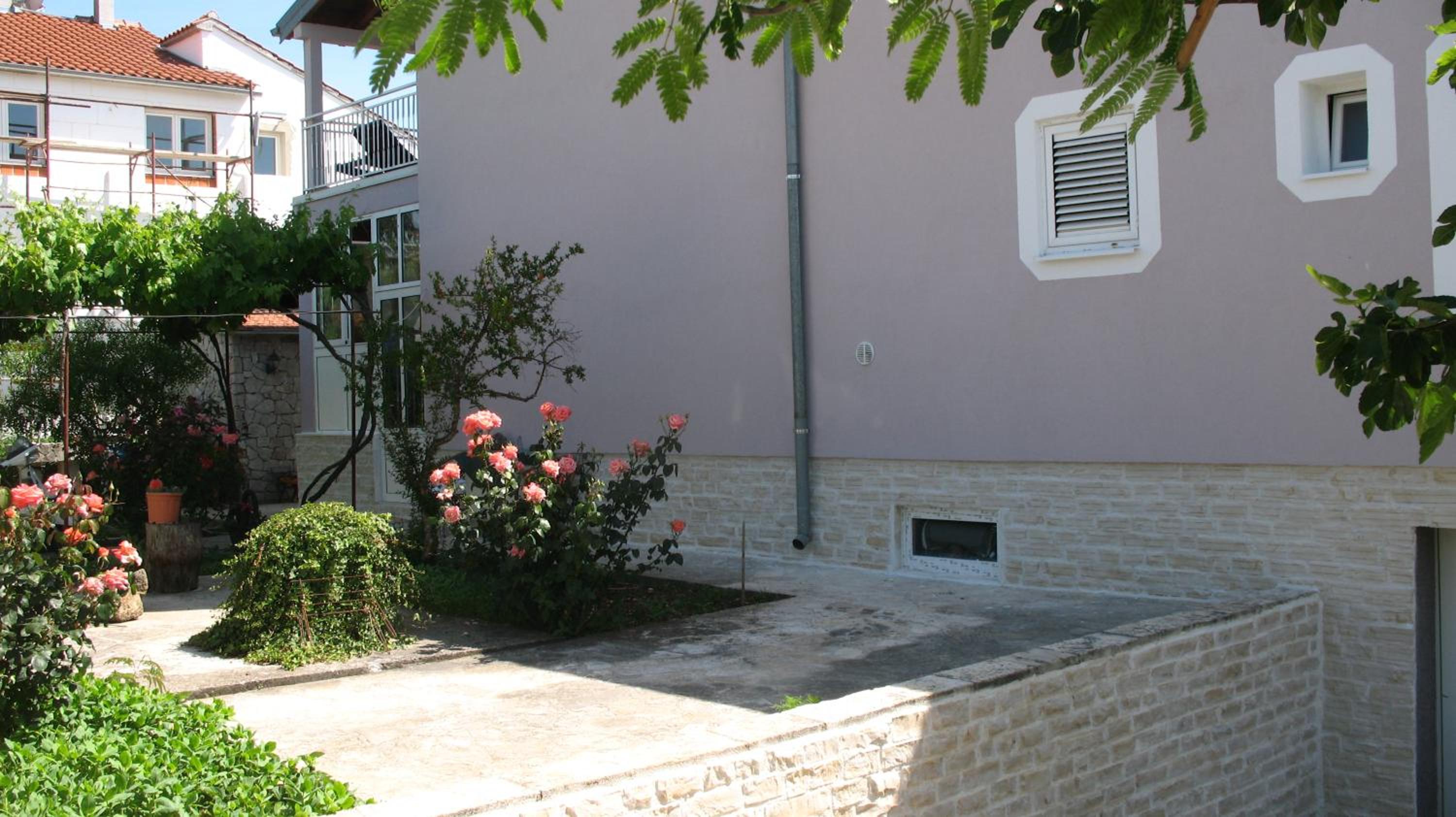 Photo 27