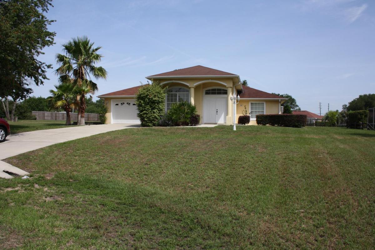 Hotel Golf Course Resort Luxury Villa - Image 1