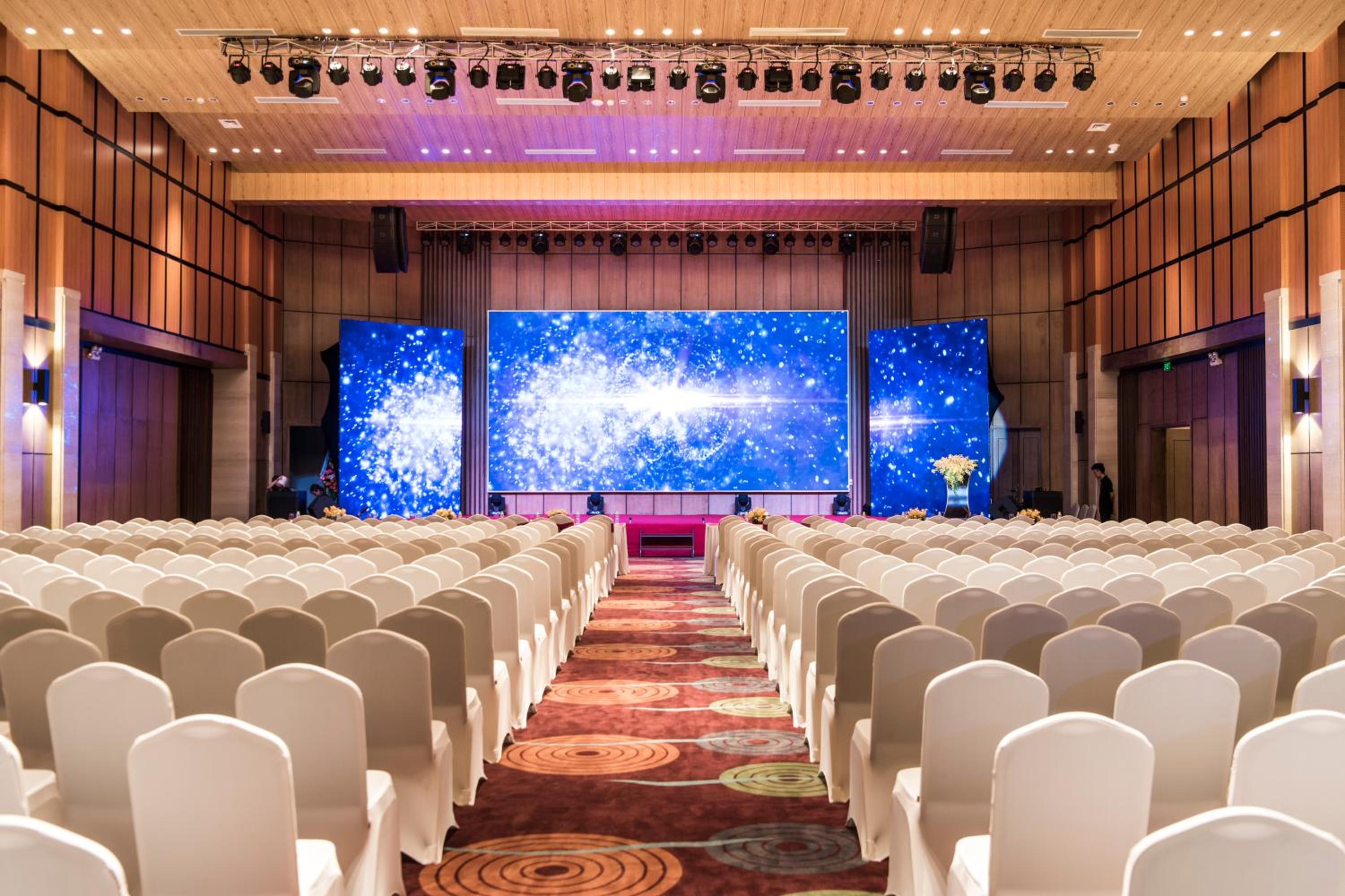 Muong Thanh Luxury Da Nang Hotel 14