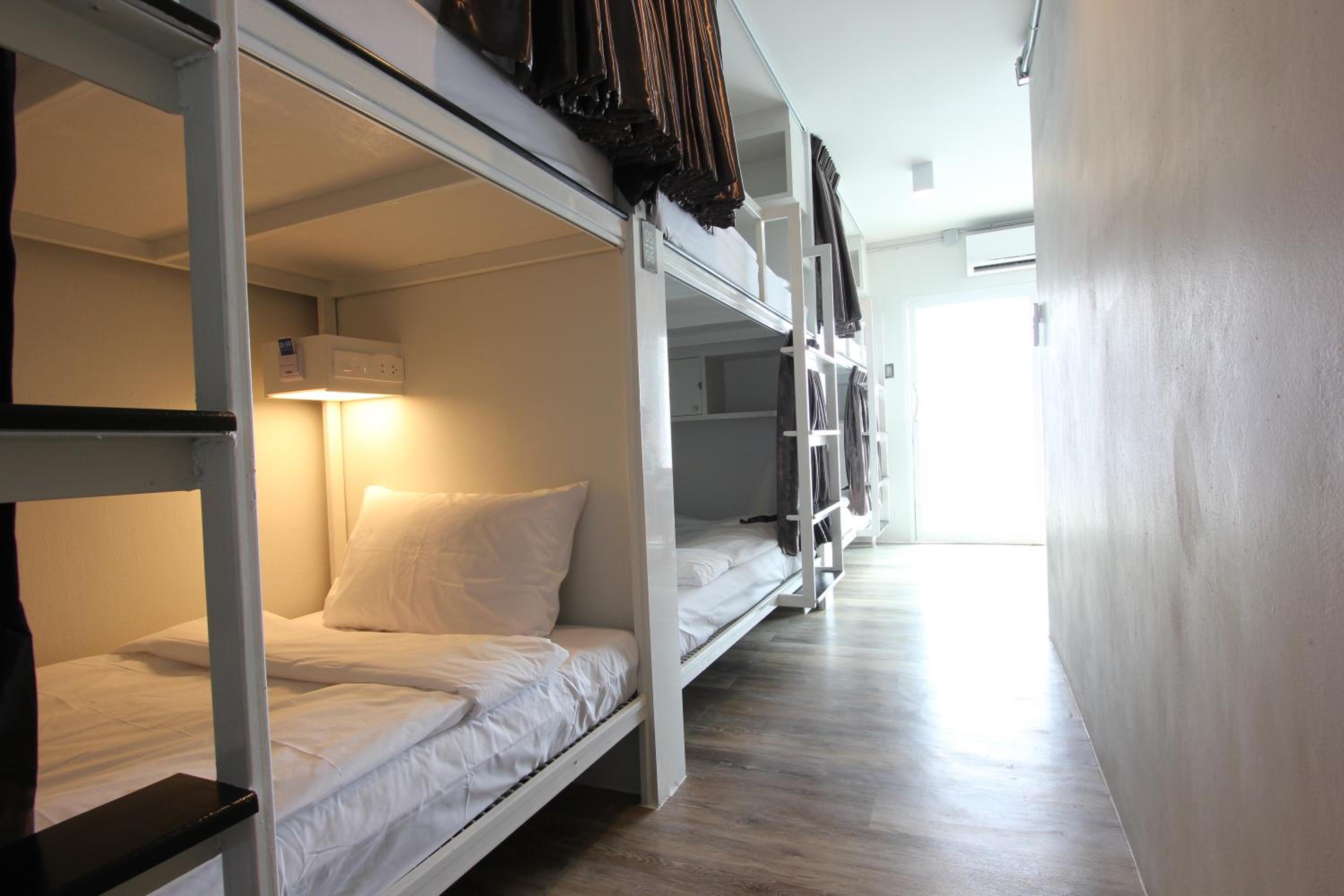 Diff Hostel