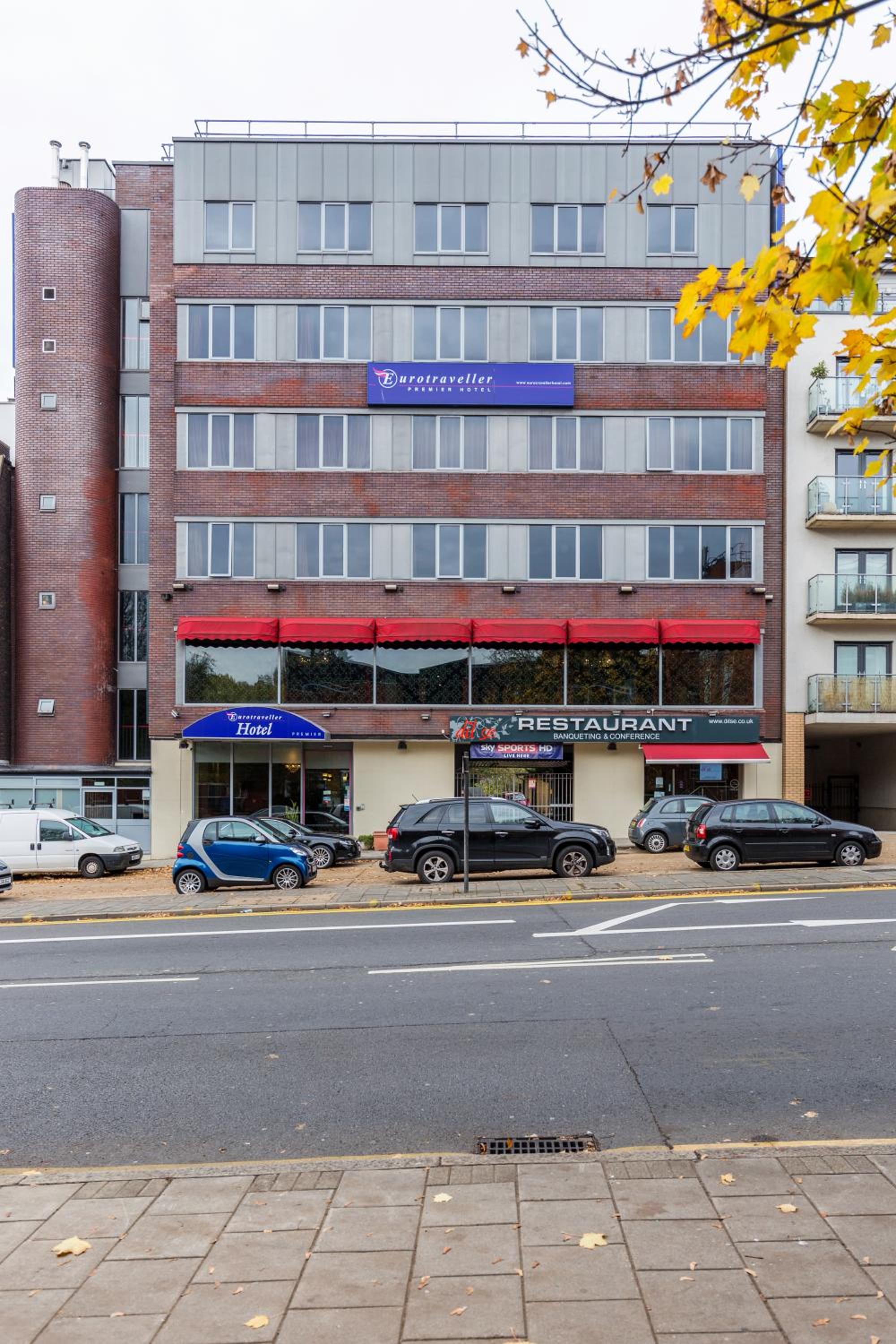 Harrow Vacations - Eurotraveller Hotel - Premier - Harrow - Property Image 1