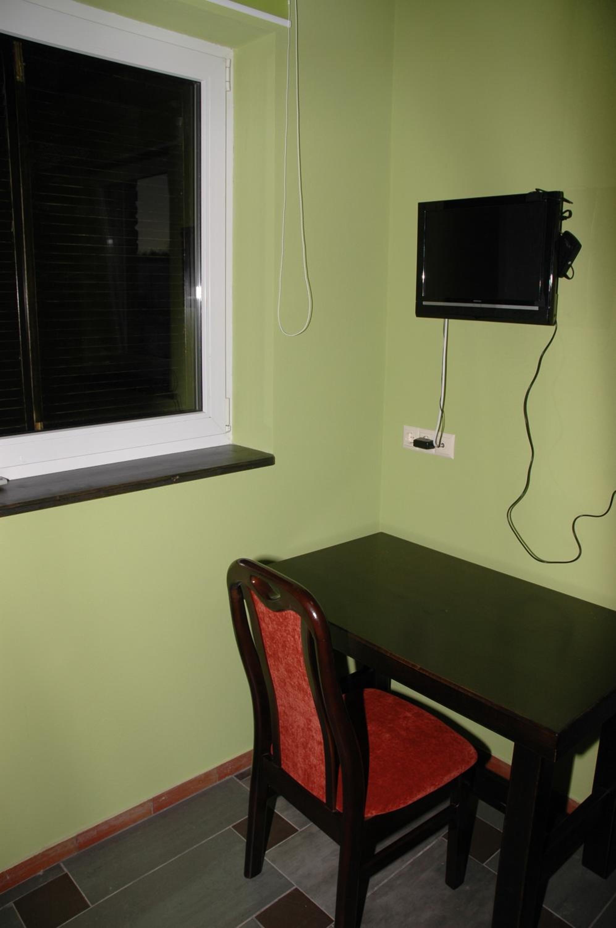 Photo 7