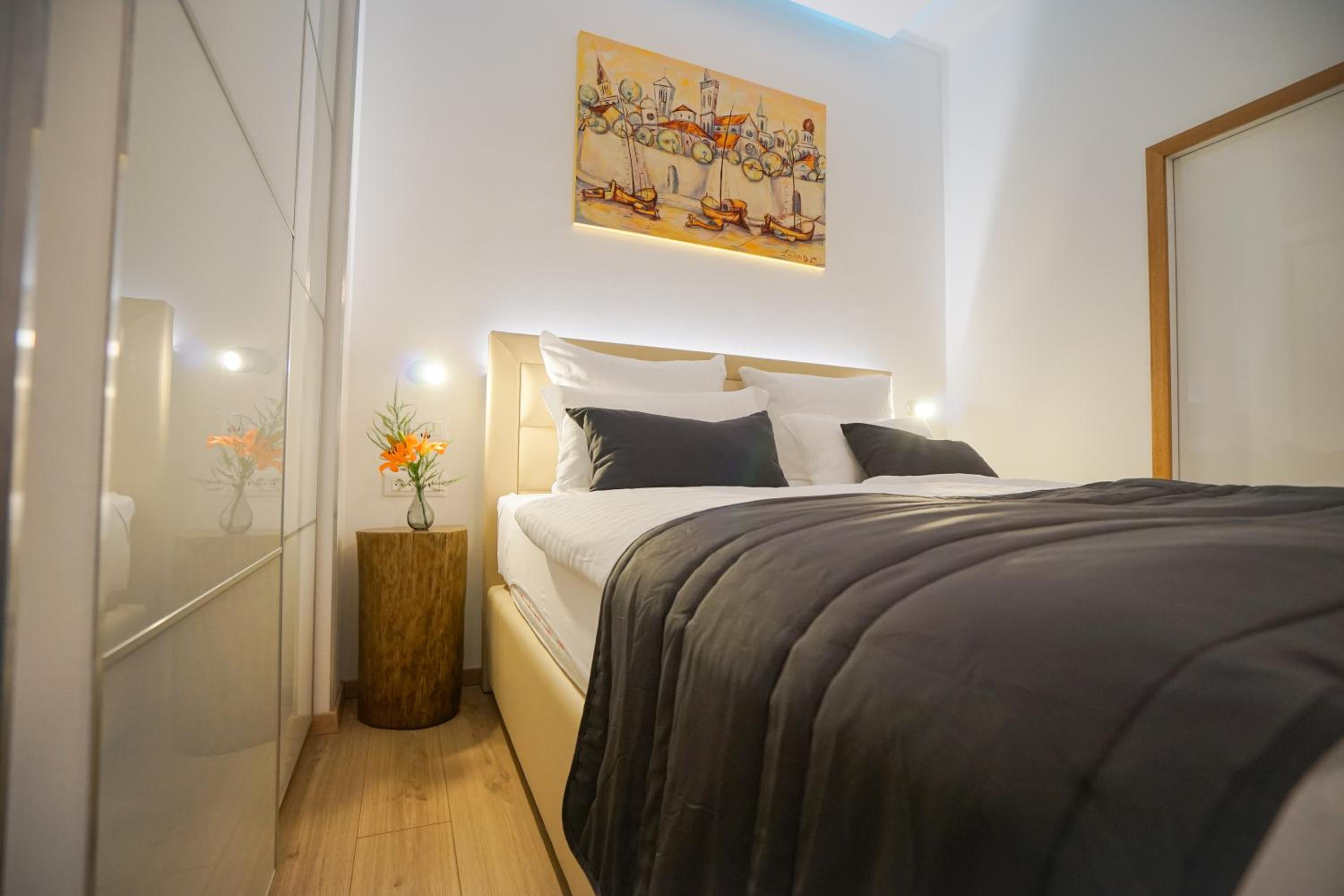 Destino City Apartments by Belmont Realty