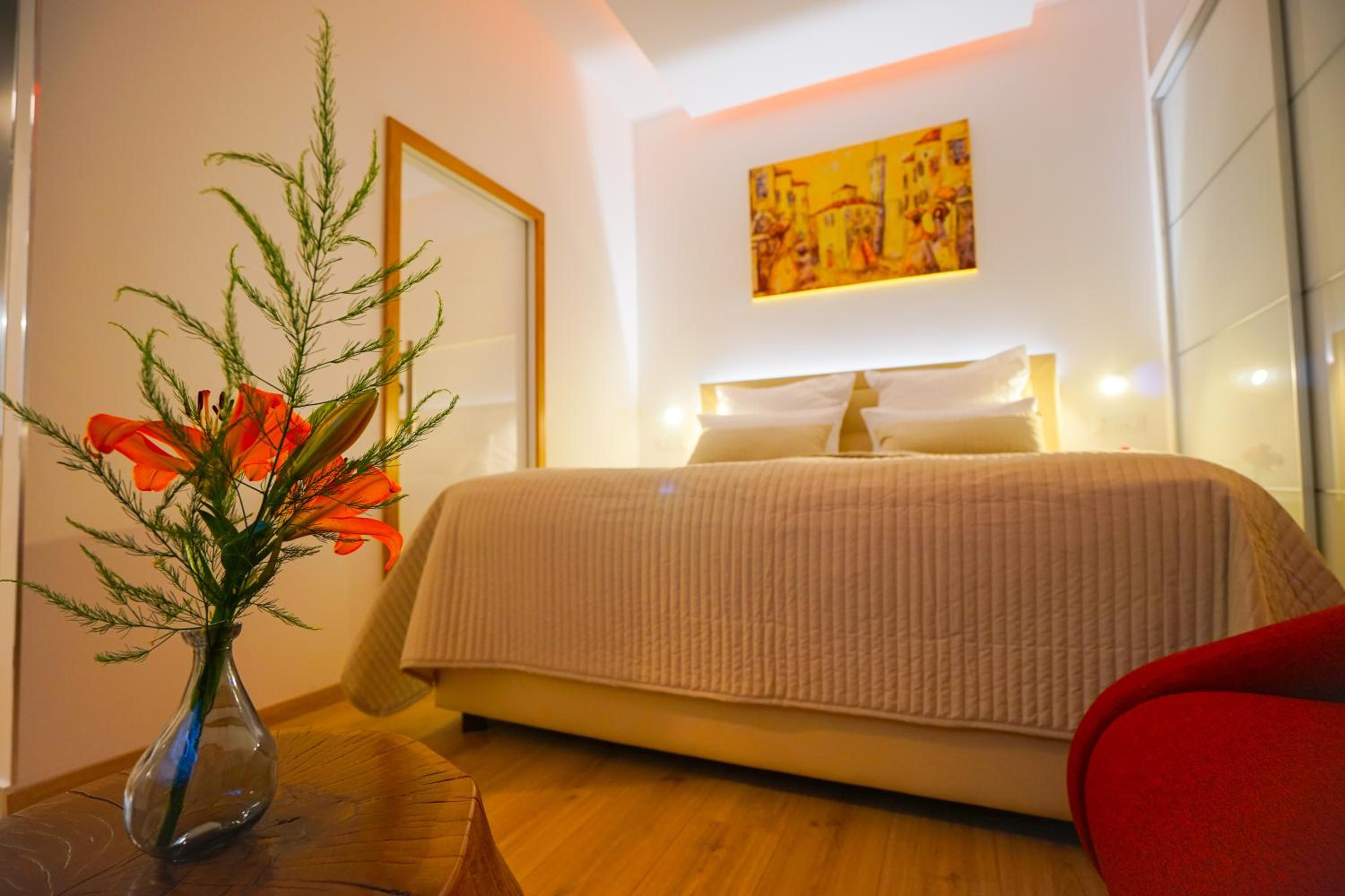 Destino City Apartments by Belmont Realty