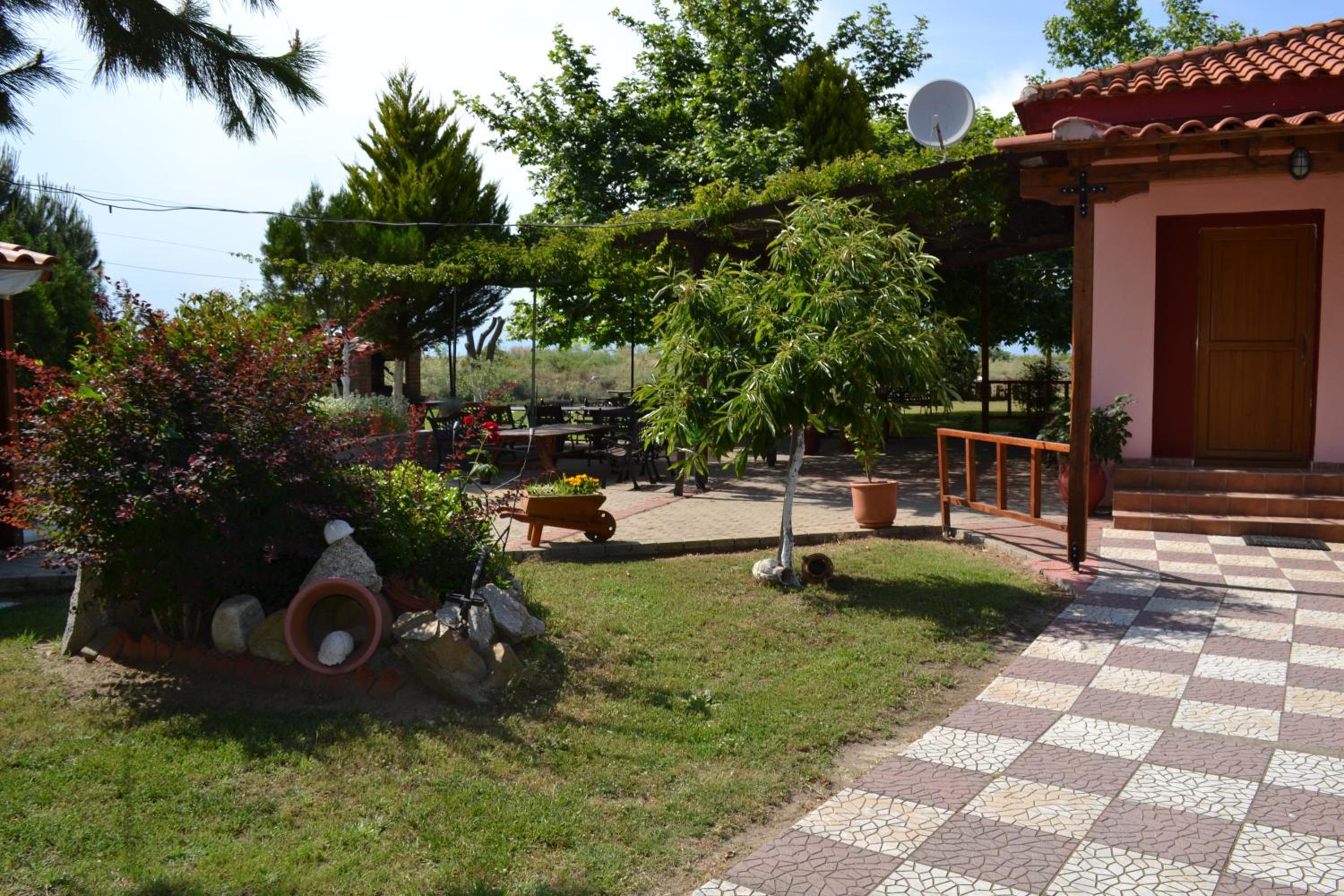 Photo 47