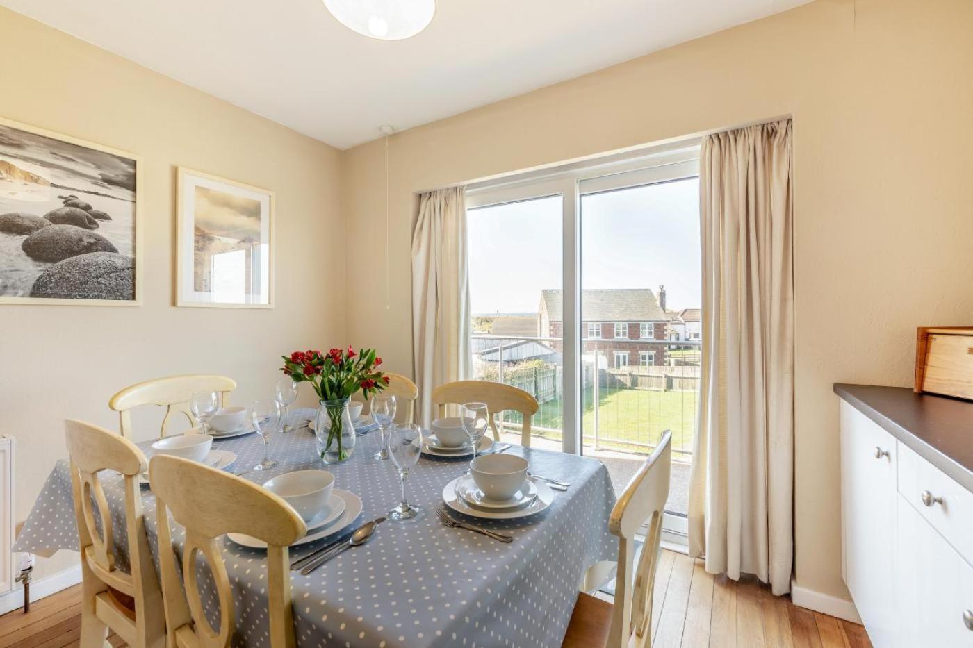 3 Bed in Beadnell oc-nb379