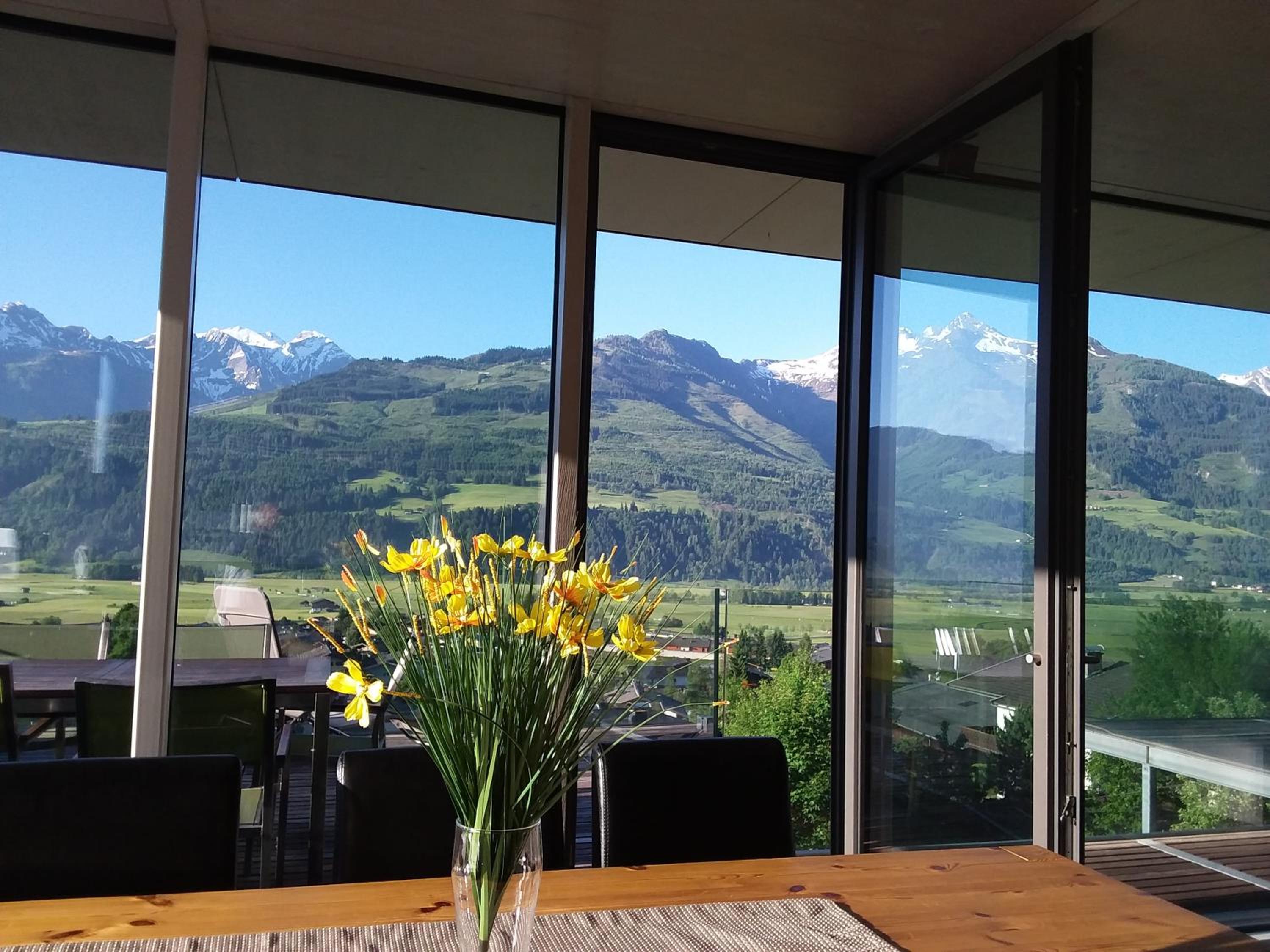 Glas House - Design Holiday Home